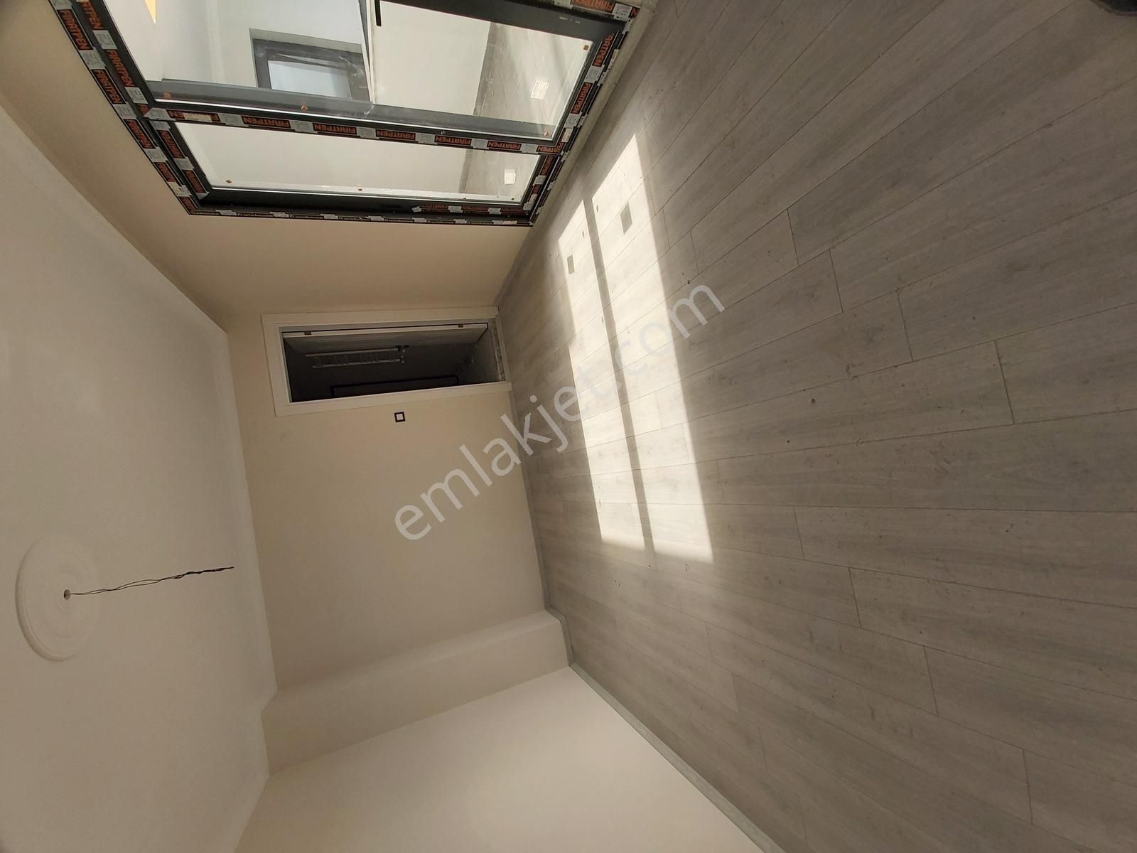 Seyrek'te M.kemal'de Prestijli Konumda Lüks 3+1_teraslı Dubleks - Görsel 26