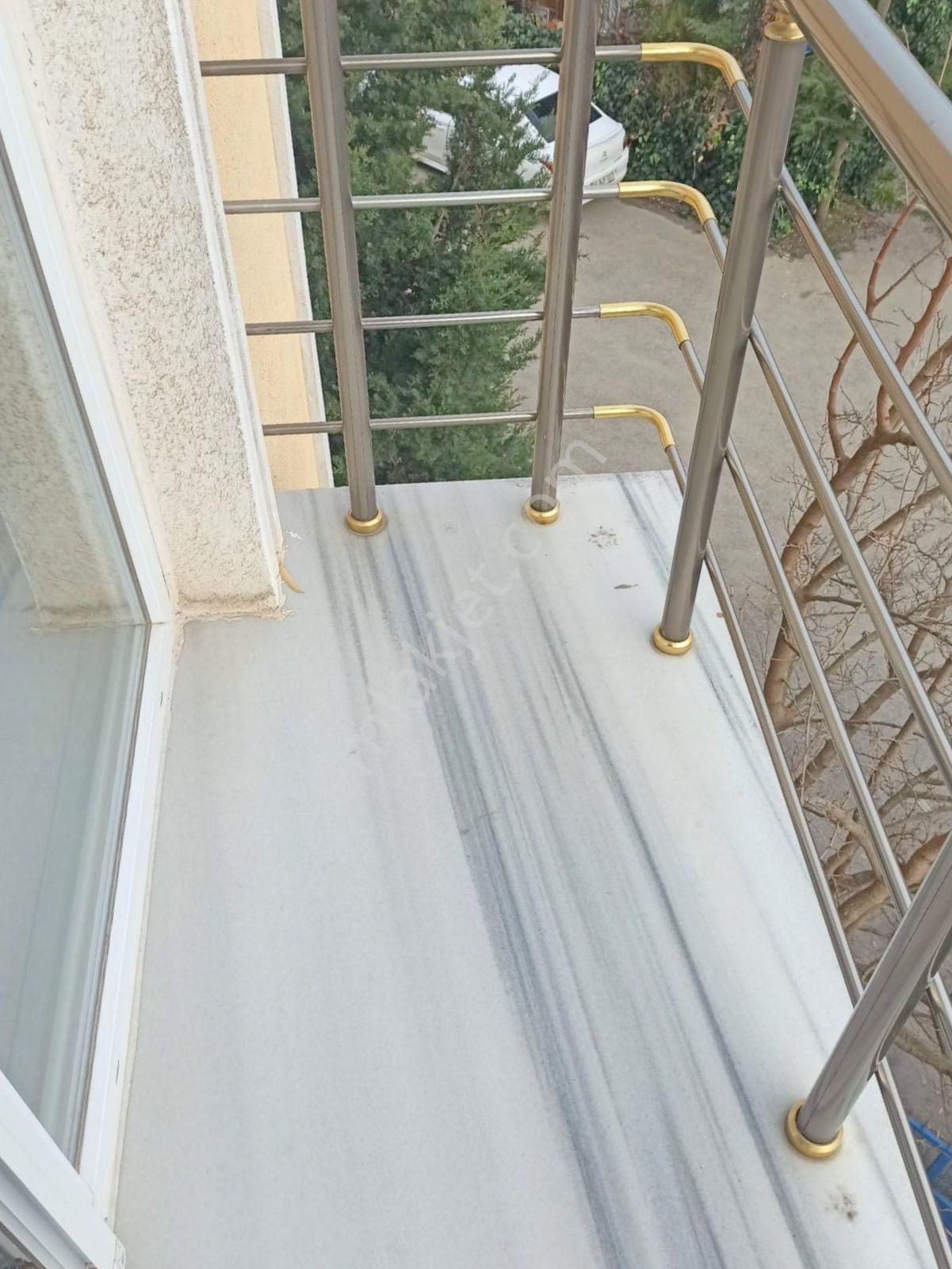 Mertcan'dan Sülüntepe Mahallesi 2 Balkonlu Ara Kat 2+1 Daire - Görsel 4