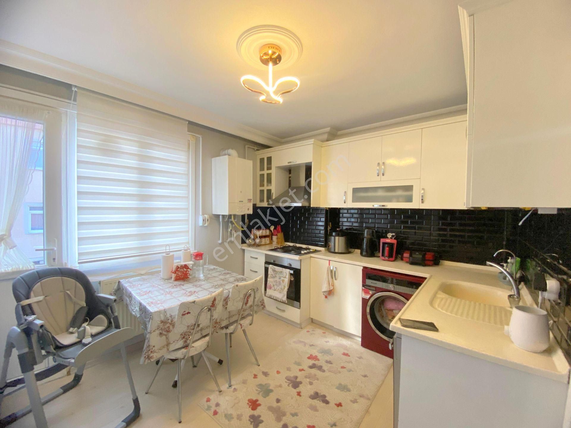 Mertcan'dan Sülüntepe Mahallesi 2 Balkonlu Ara Kat 2+1 Daire - Görsel 6