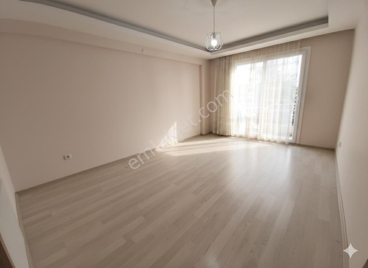 Şemikler Ziraat Yakını 10 Yıllık _ Doğalgazlı_kapalı Mutfak 2+1