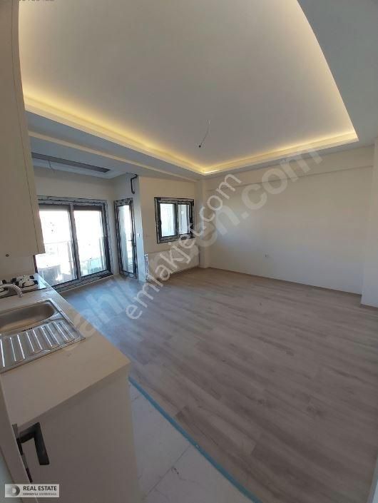 Şemiklerde Gürmar Ve Ordu Bulv. Yakını Sıfır Arakat 2+1 - Görsel 11