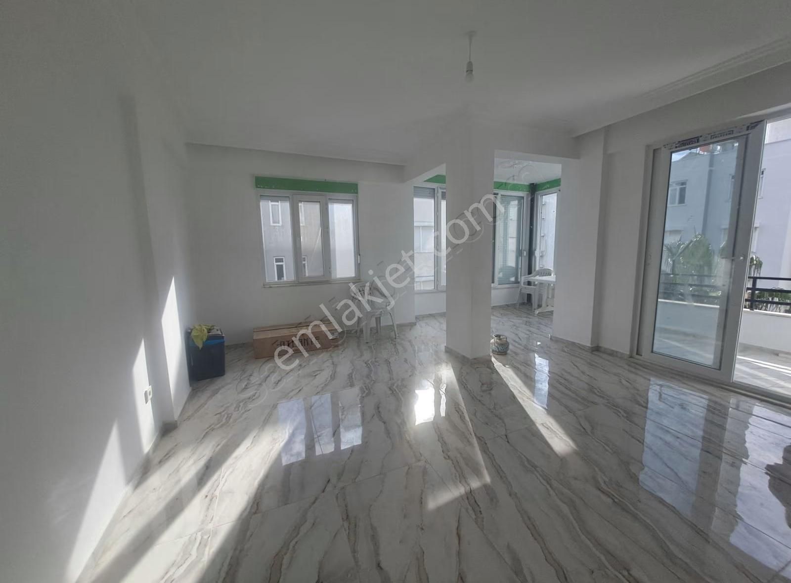 Antalya Manavgat Pazarcı Mah. Satılık 3+1 Dairmiz Küllüye Cami Y