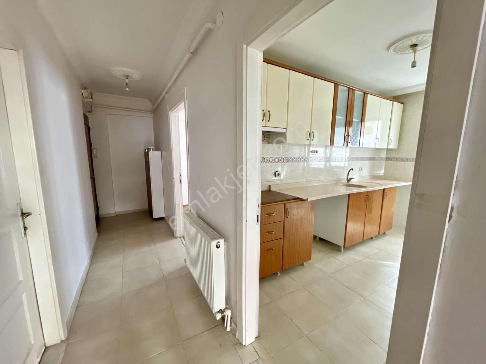 Avantaj'tan Fırsat!! Yeşilbayır'da Katta Asansör 2+1 Geniş Daire - Görsel 9