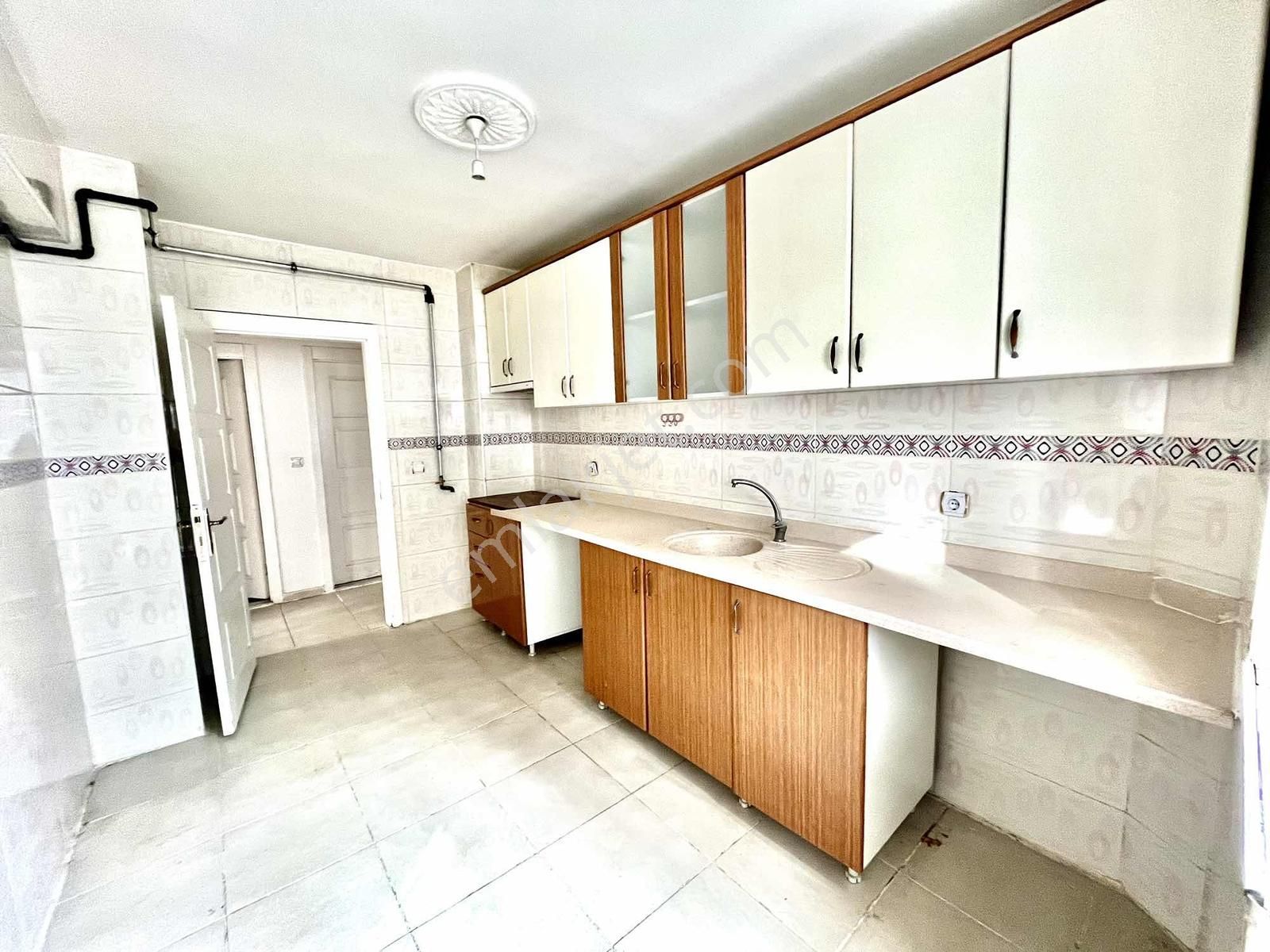 Avantaj'tan Fırsat!! Yeşilbayır'da Katta Asansör 2+1 Geniş Daire - Görsel 5