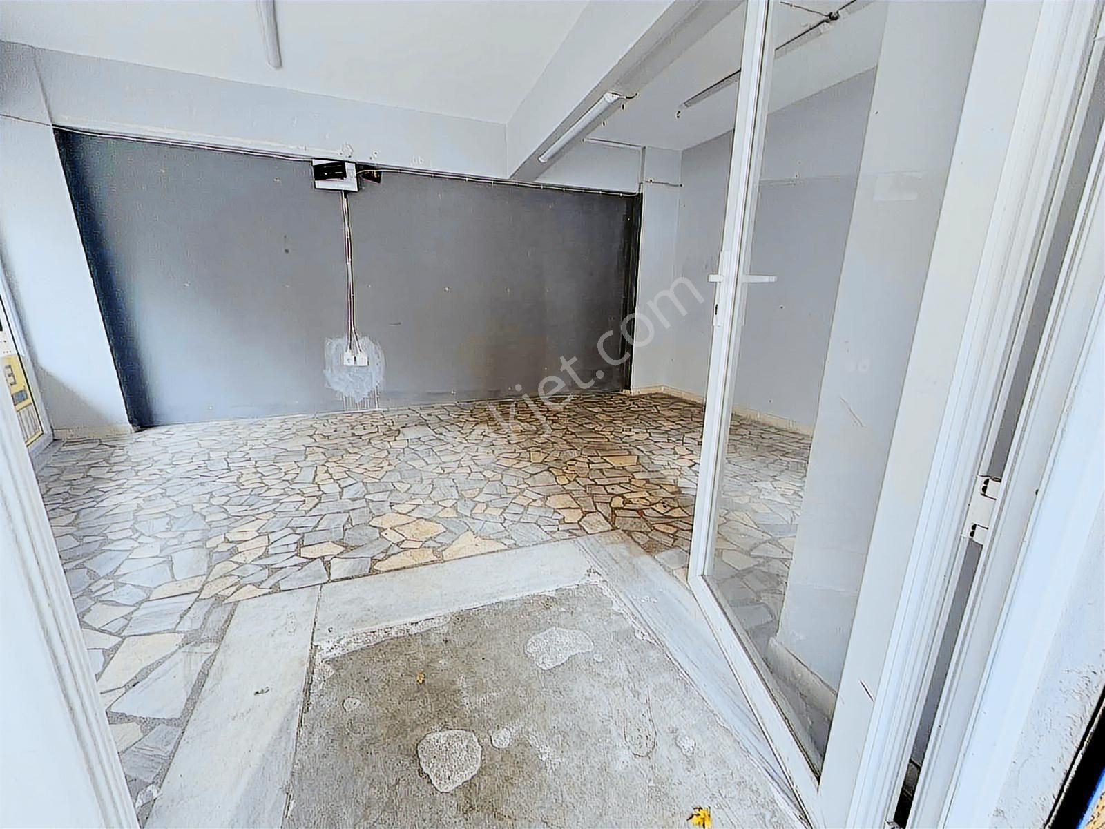 Pusula İnş.tan Cadde Üzeri Köşe Başı Giriş Kiralık Dükkan - Görsel 18