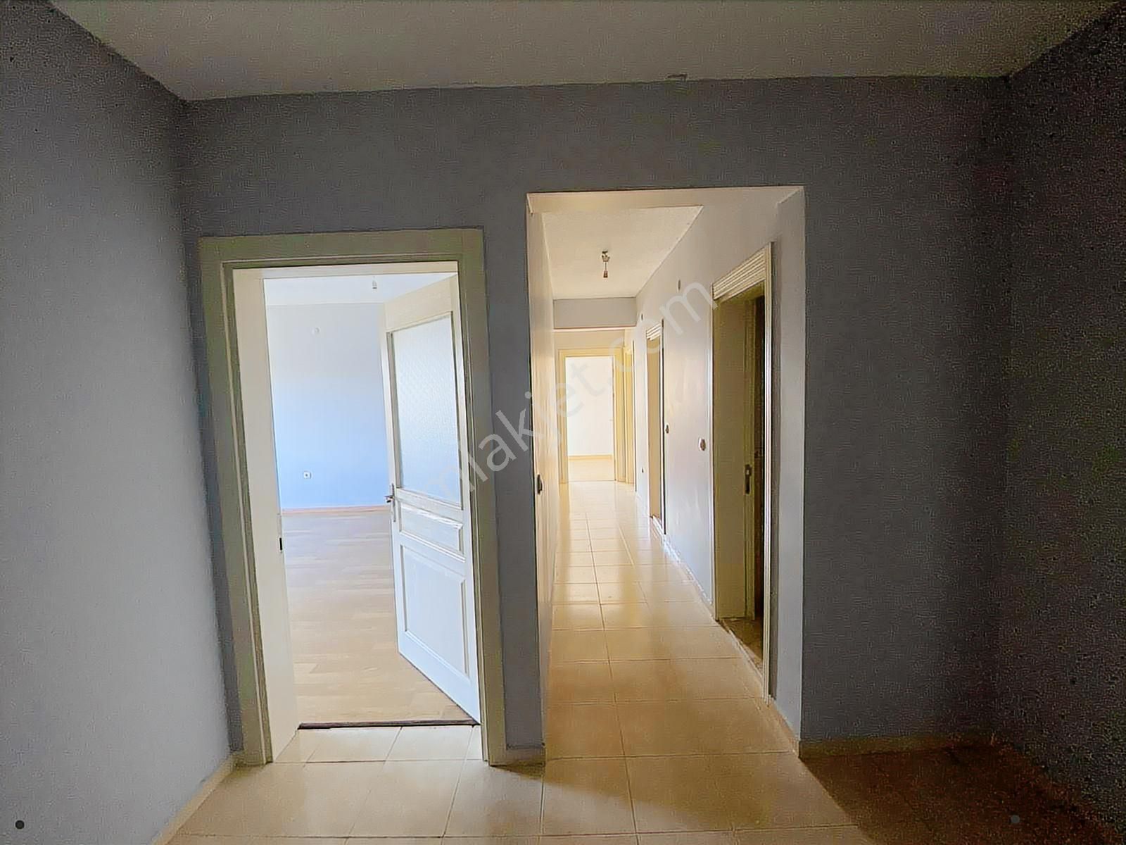 İzmir Buca Aydoğdu Mahallesi Toki Konutlarında Kiralık 3+1 Daire - Görsel 14