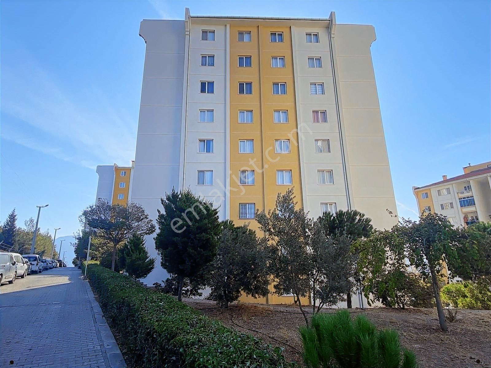 İzmir Buca Aydoğdu Mahallesi Toki Konutlarında Kiralık 3+1 Daire - Görsel 5