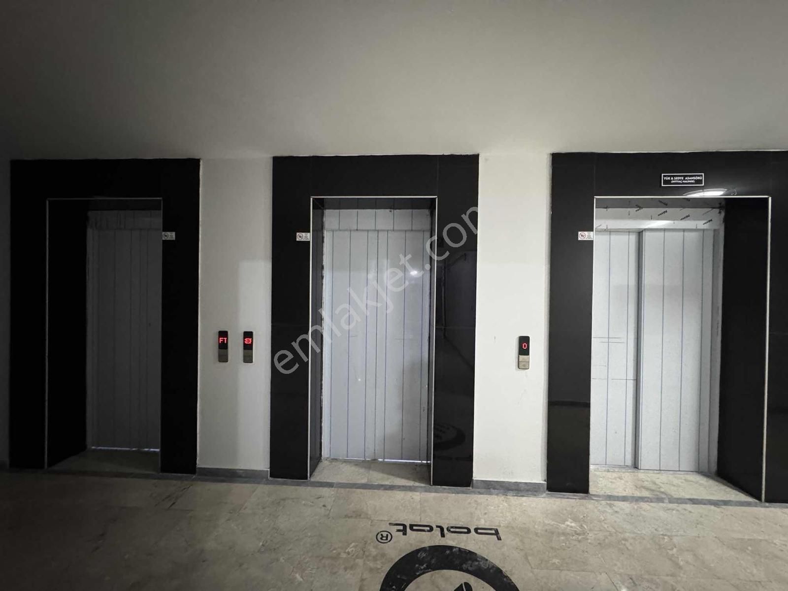 Beyoğlu'ndan Havalimanı Yoluna Cephe Full Yapılı K.otoparklı - Görsel 24