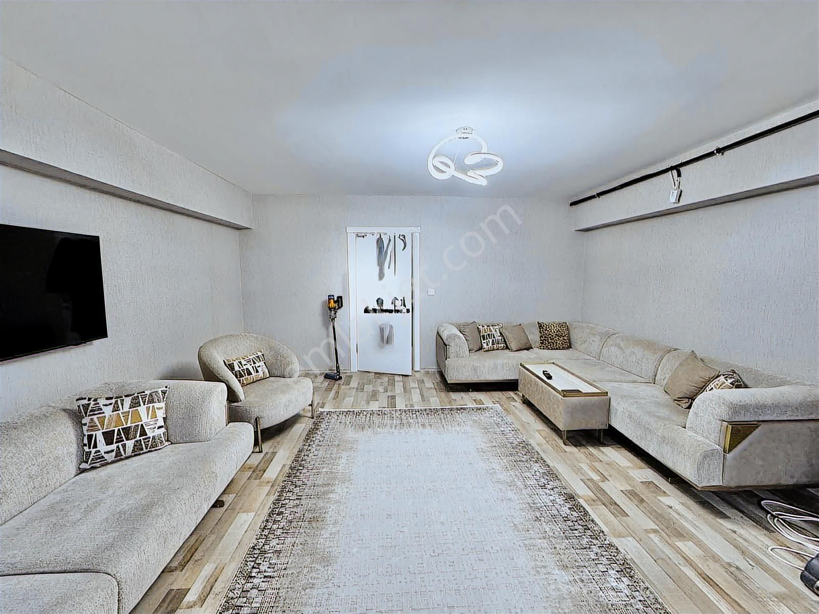 Beyoğlu'ndan Havalimanı Yoluna Cephe Full Yapılı K.otoparklı - Görsel 2