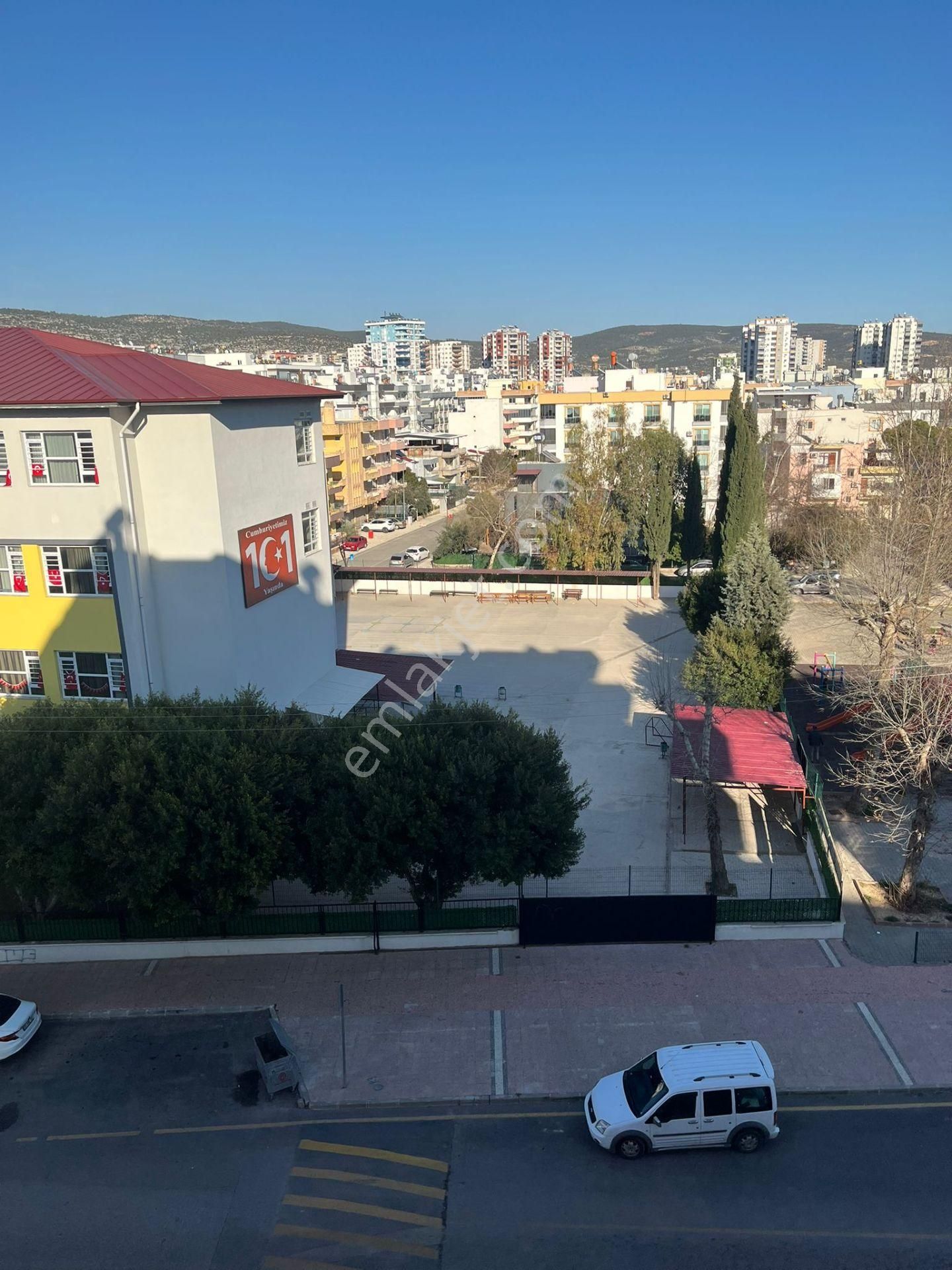 Silifke/göksu Mahallesi 3+1 Kiralık Daire (depozito Yok) - Görsel 2