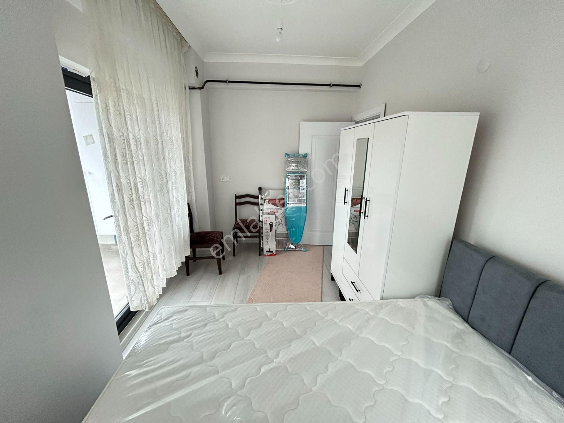 Üniversite, Hastane, Hava Üssü Ve Kafeler Bölgesi Yakınında Kiralık Eşyalı Sıfır 1+1 Daire - Görsel 19