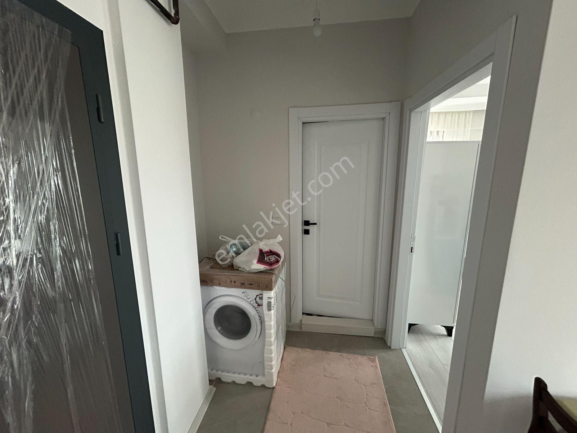 Üniversite, Hastane, Hava Üssü Ve Kafeler Bölgesi Yakınında Kiralık Eşyalı Sıfır 1+1 Daire - Görsel 10