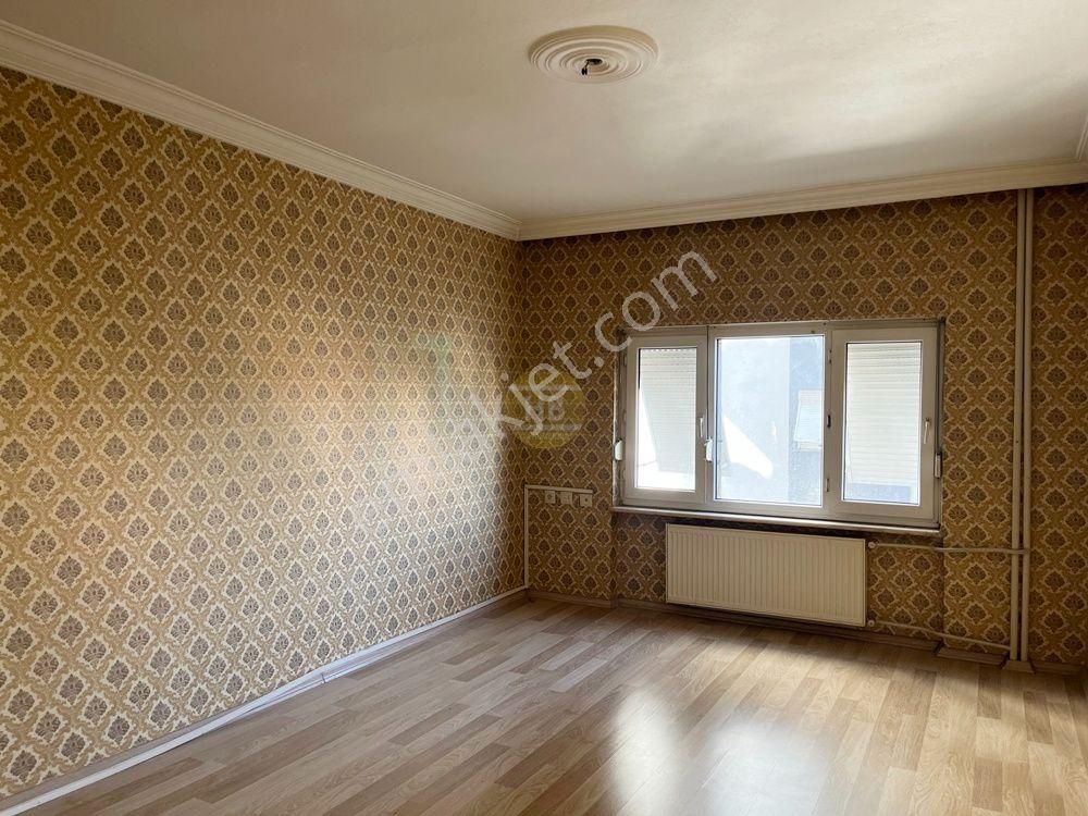 Hb'den 3+1 Kiralık Daire, Ulukent Sitesi'nde Arakat, Önü Açık - Görsel 28