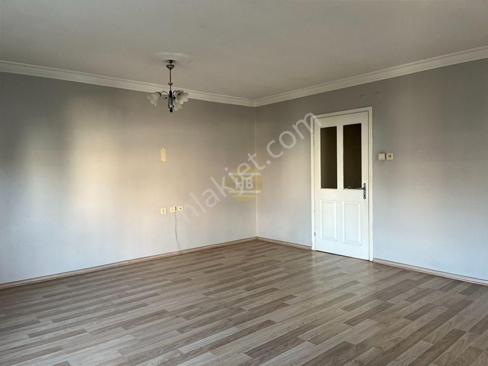 Hb'den 3+1 Kiralık Daire, Ulukent Sitesi'nde Arakat, Önü Açık - Görsel 3