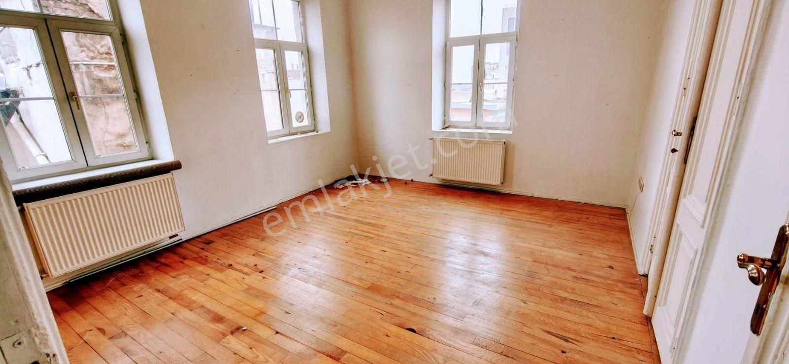 Myd Galata Dan Bakımlı 2+1 Kiralık - Görsel 3