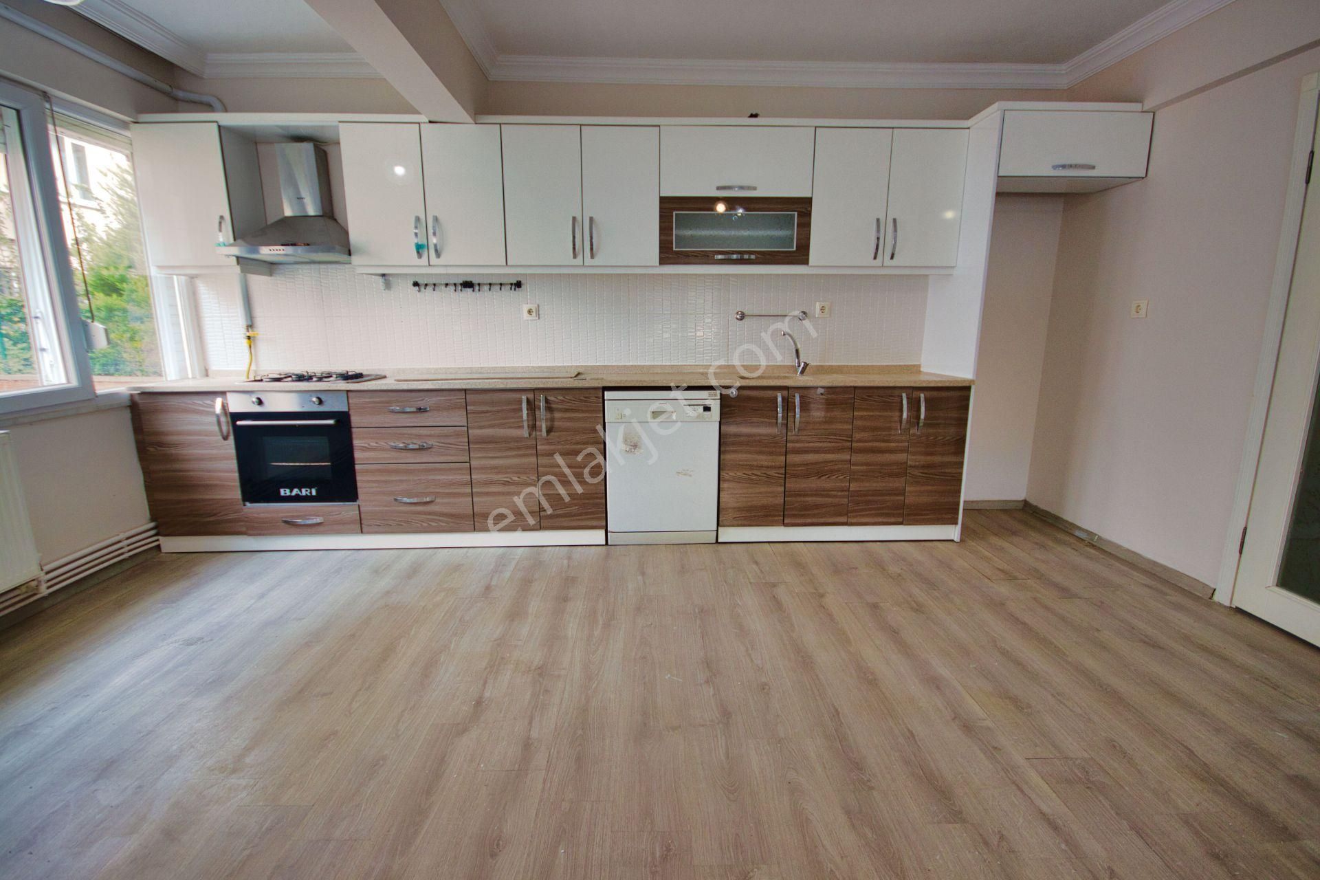 🛑🛑aktif'ten Akçay'da Satılık 3+1 Ebeveyn Banyolu Bahçeli Ön Cephe Masrafsız Daire - Görsel 6