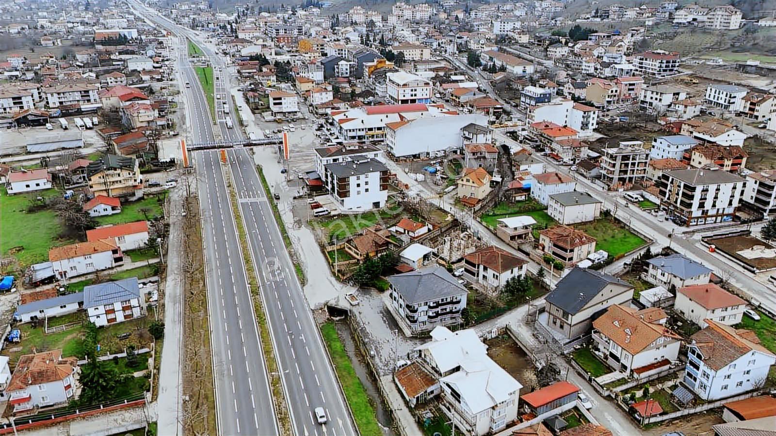 Ruşen Aydın Gyd'dan Kaynaşlı'da Satılık 3+1 Daire İşyeri-depo - Görsel 26