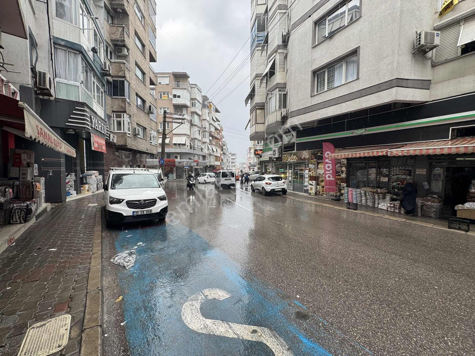 *mir'den Mızraklı Caddesinde Çift Cephe Arakat 4+1 Fırsat Daire* - Görsel 22