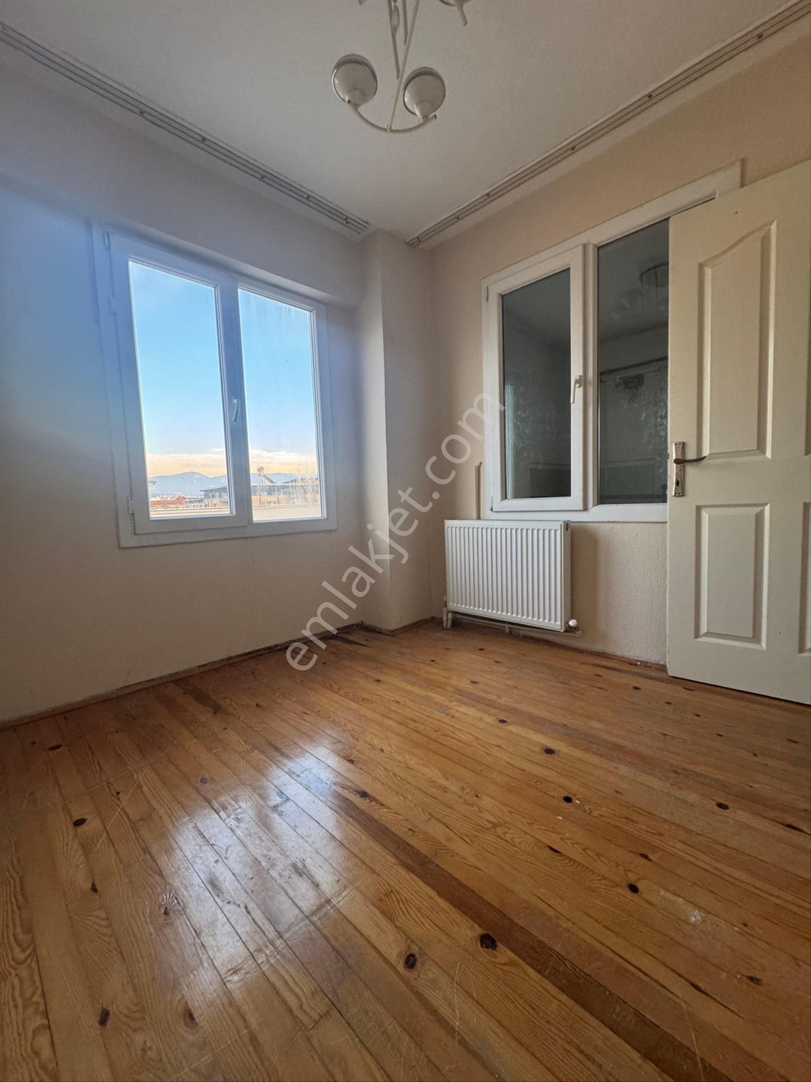 Buca Göksu Mah. 2+0 Teraslı Cadde Üzeri 90 M2. Doğalgazlı Kiralık Daire - Görsel 17