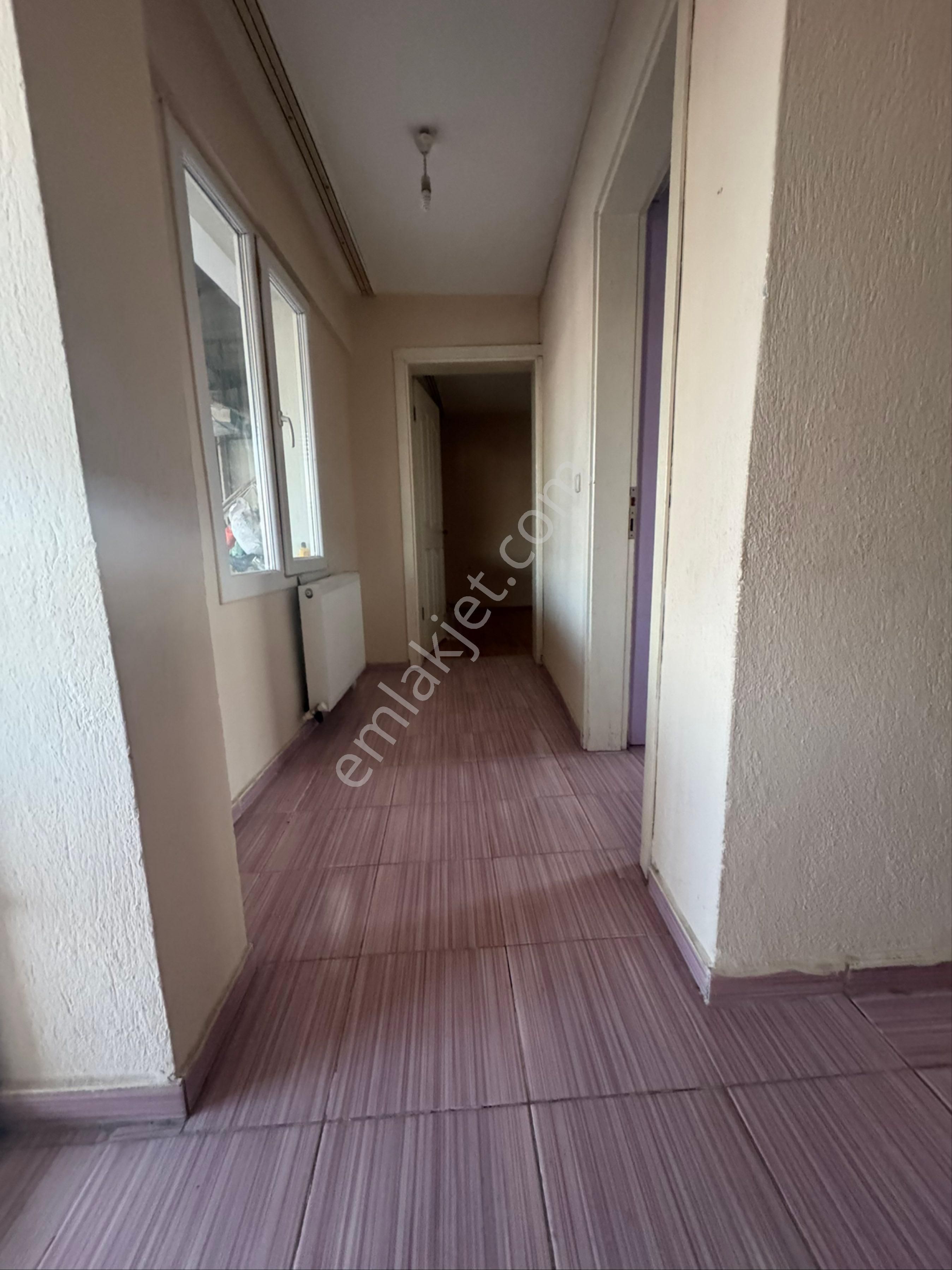Buca Göksu Mah. 2+0 Teraslı Cadde Üzeri 90 M2. Doğalgazlı Kiralık Daire - Görsel 14