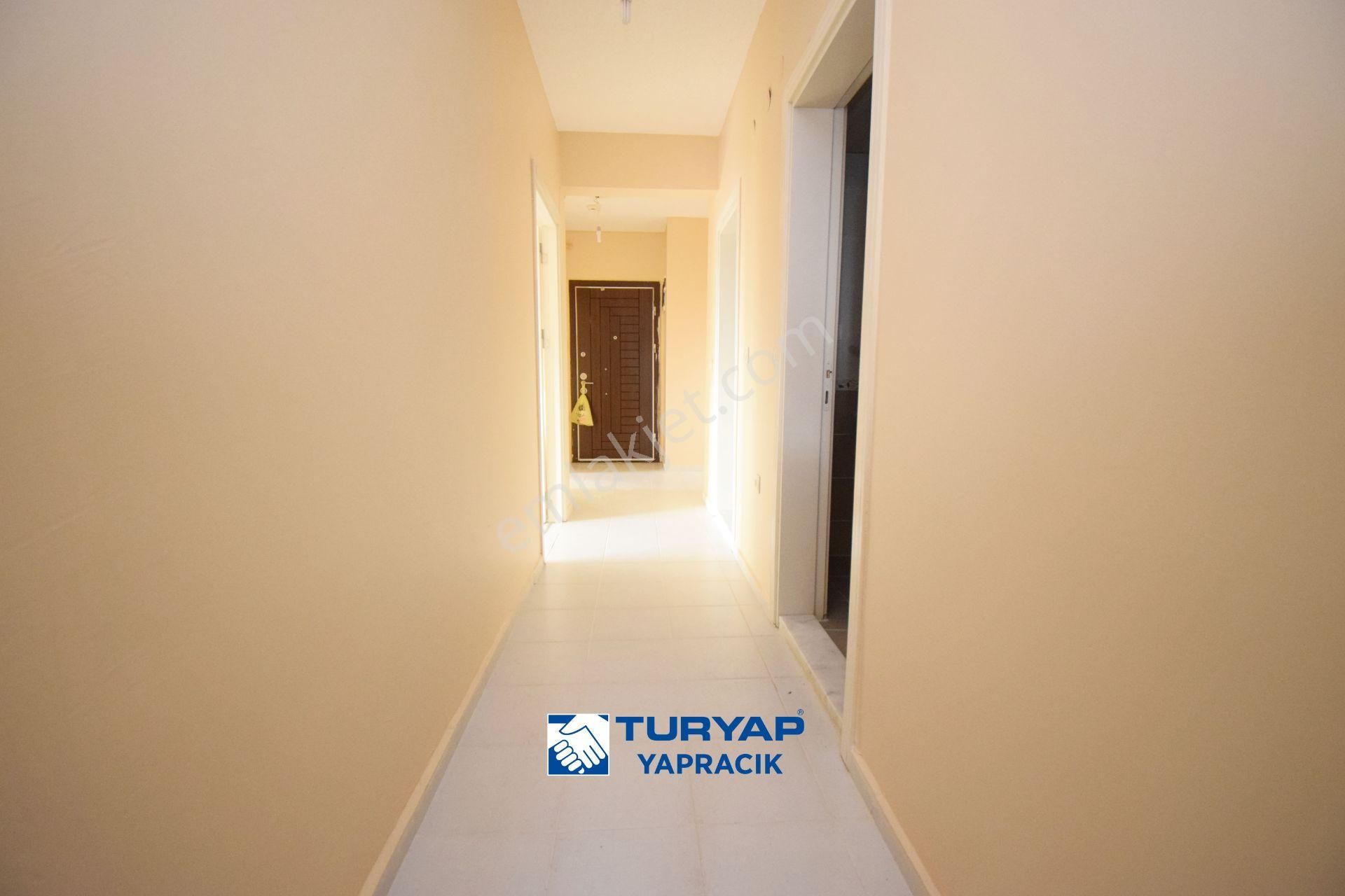 Turyap Yapracık' Tan 13. Bölgede Güney Cephe Katta Boş 3+1 Daire - Görsel 17