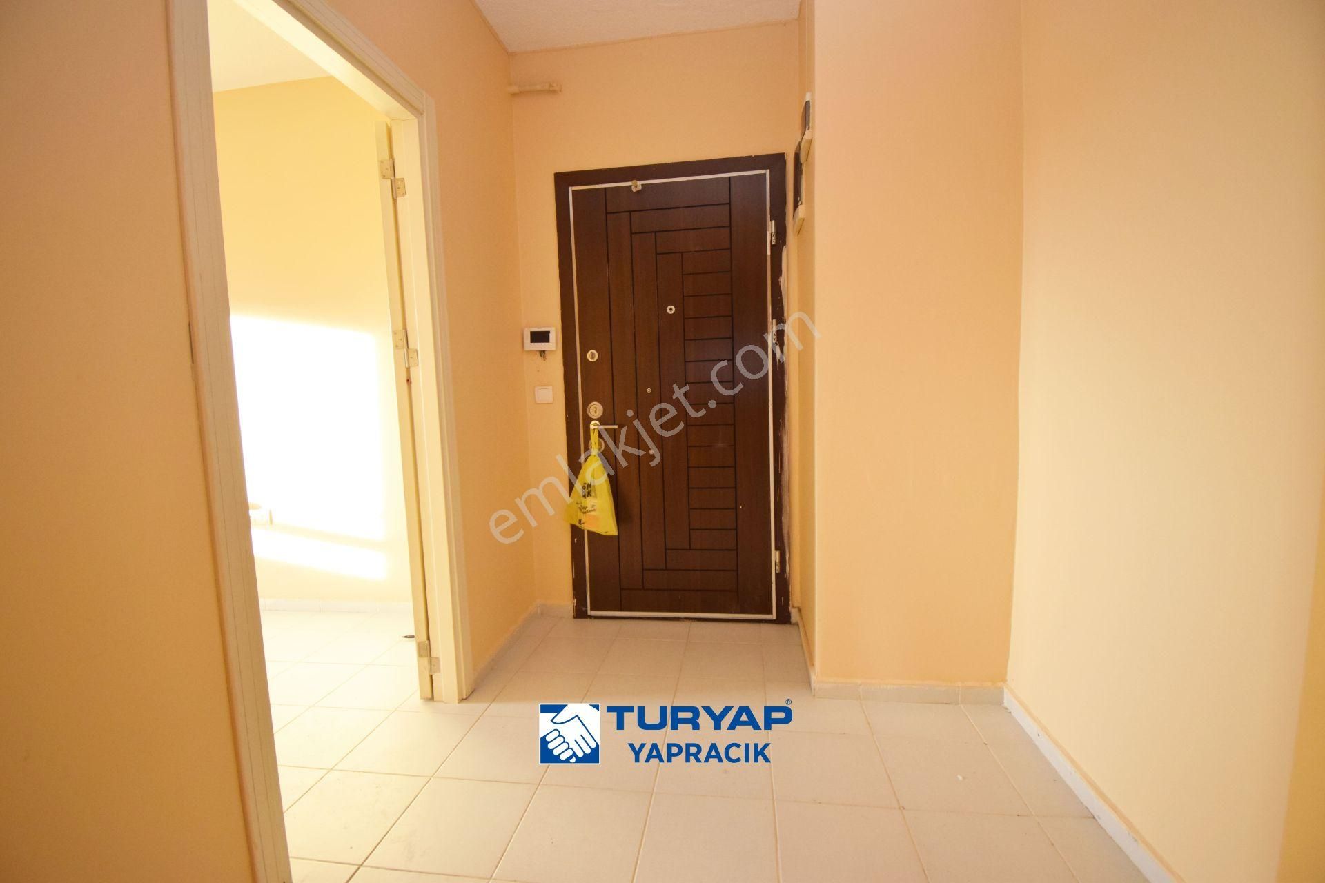 Turyap Yapracık' Tan 13. Bölgede Güney Cephe Katta Boş 3+1 Daire - Görsel 18