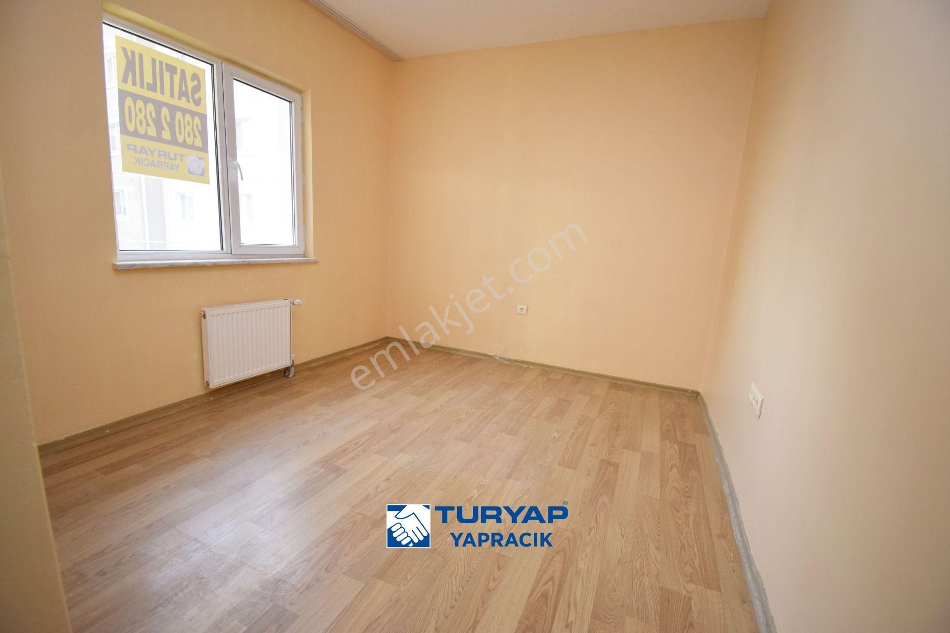 Turyap Yapracık' Tan 13. Bölgede Güney Cephe Katta Boş 3+1 Daire - Görsel 15