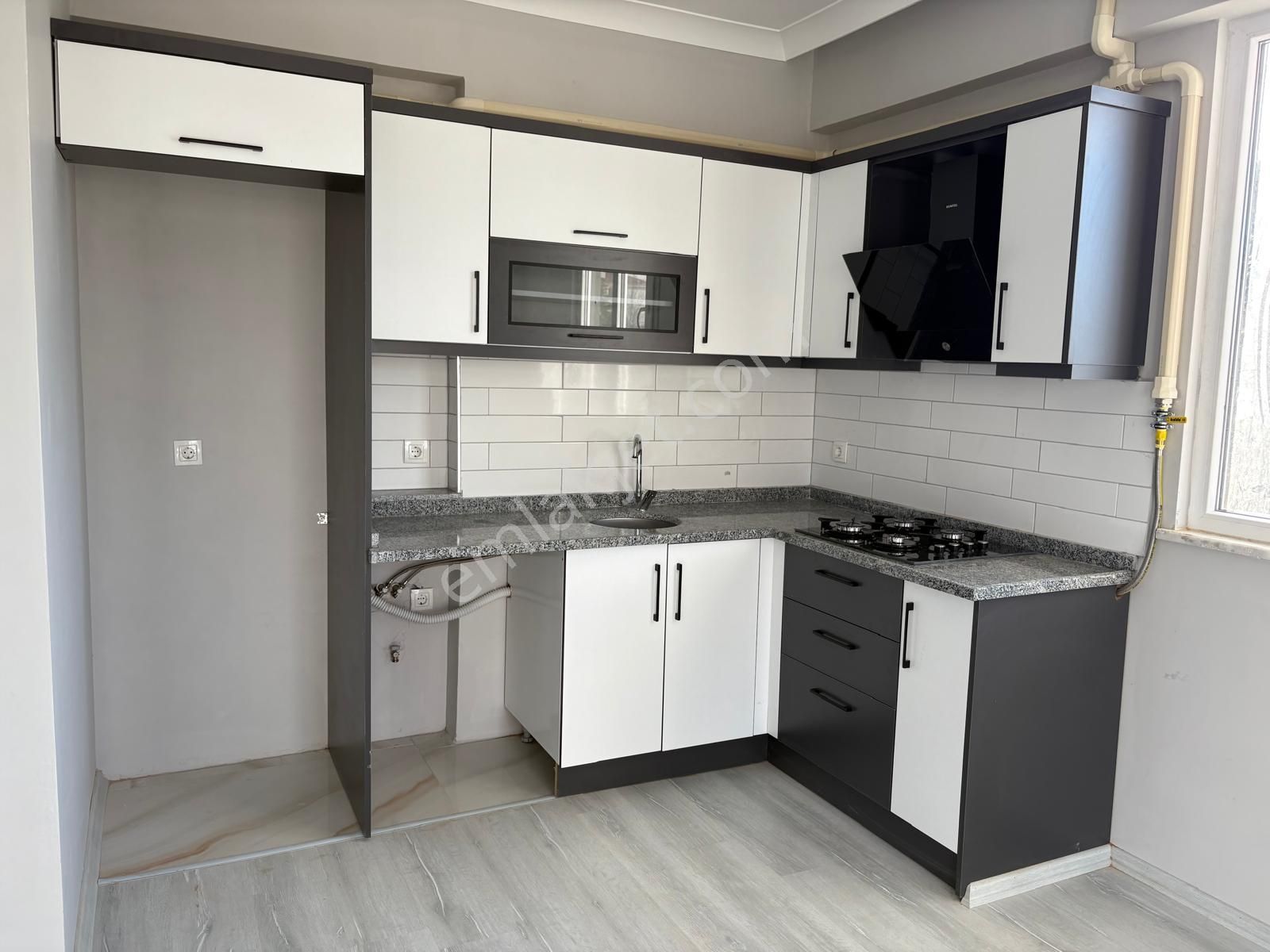 Kemalpaşa Mah. Yeni Hastane Yanında Muhtaşem 1+1 Kiralık Daire - Görsel 5