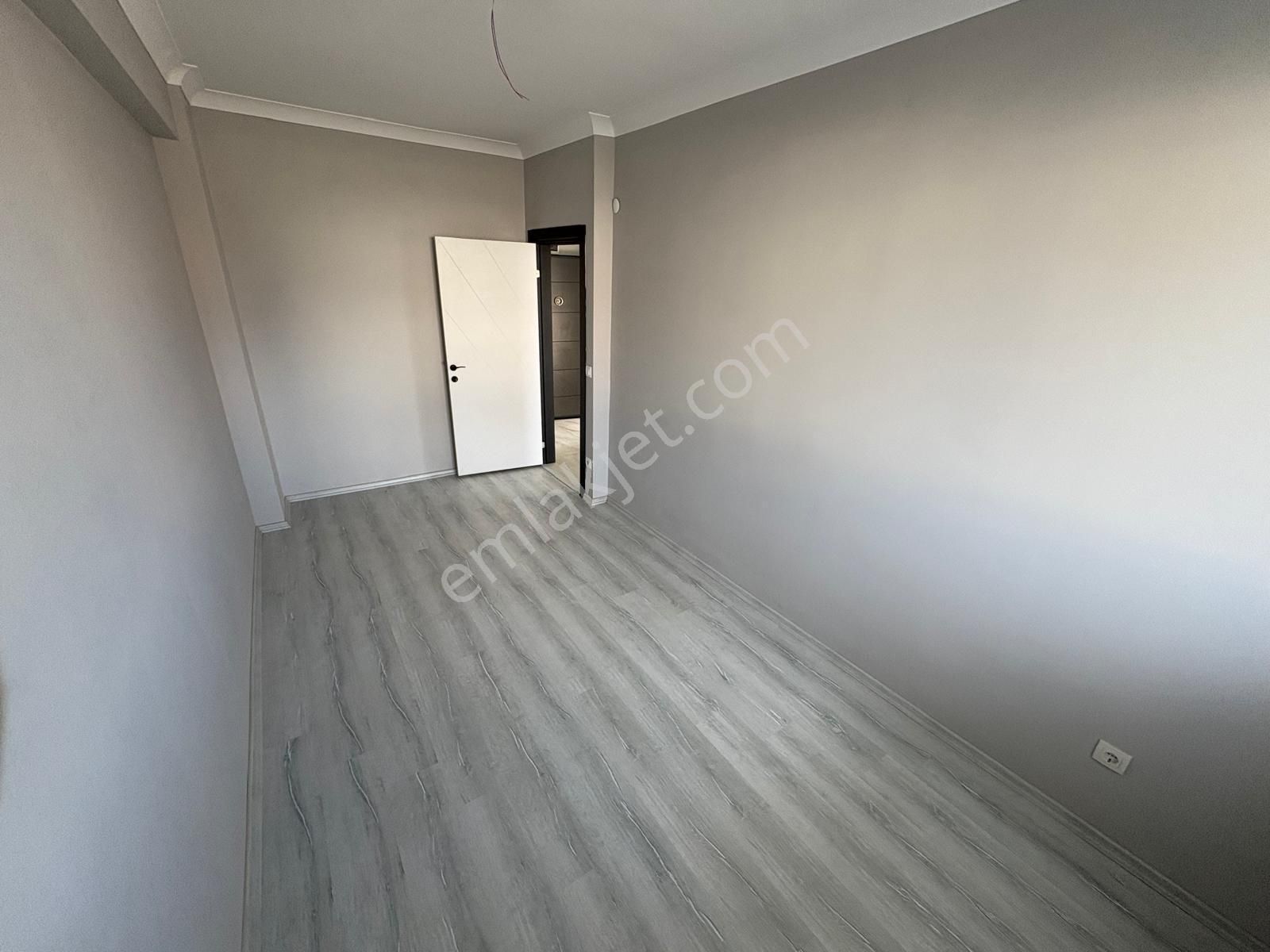 Kemalpaşa Mah. Yeni Hastane Yanında Muhtaşem 1+1 Kiralık Daire - Görsel 18