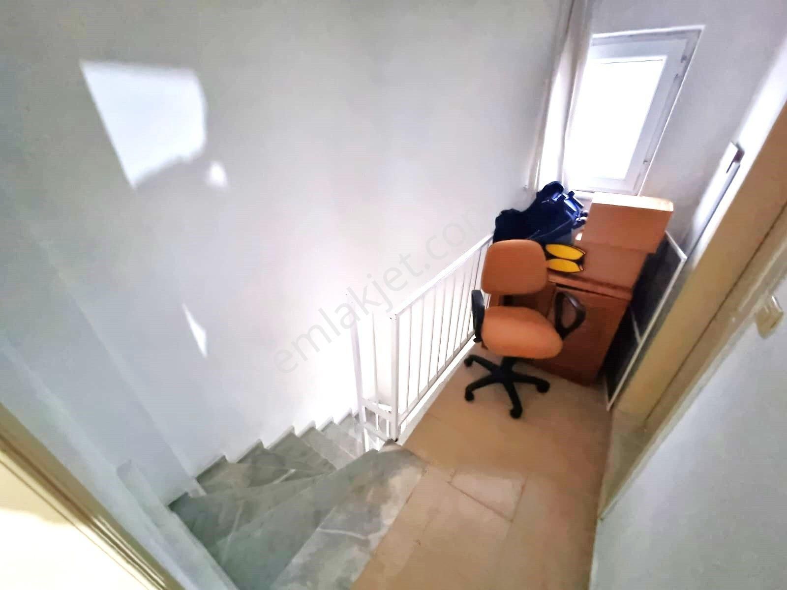 📢aygülden Akçay'da 📢ön Cephe 3 Geniş Balkonlu Bahçe Kullanımlı Emsalsiz Fiyatıyla 3+1satılık Villa - Görsel 23