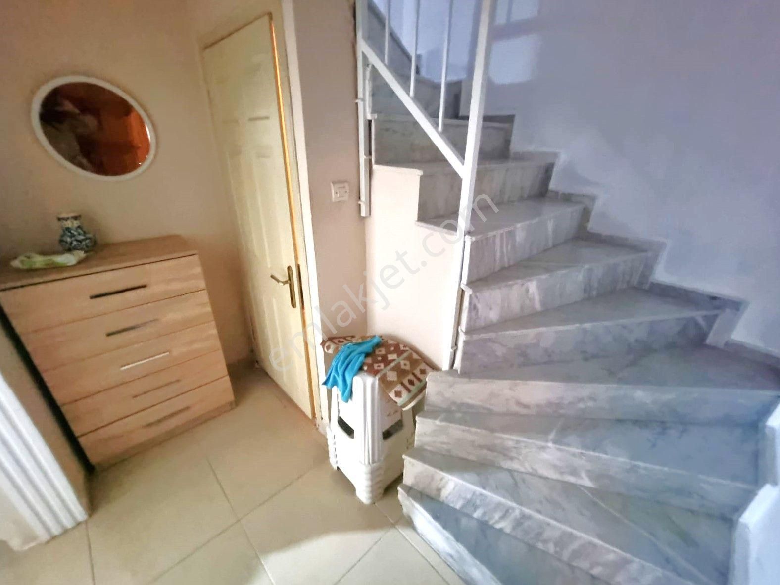 📢aygülden Akçay'da 📢ön Cephe 3 Geniş Balkonlu Bahçe Kullanımlı Emsalsiz Fiyatıyla 3+1satılık Villa - Görsel 12