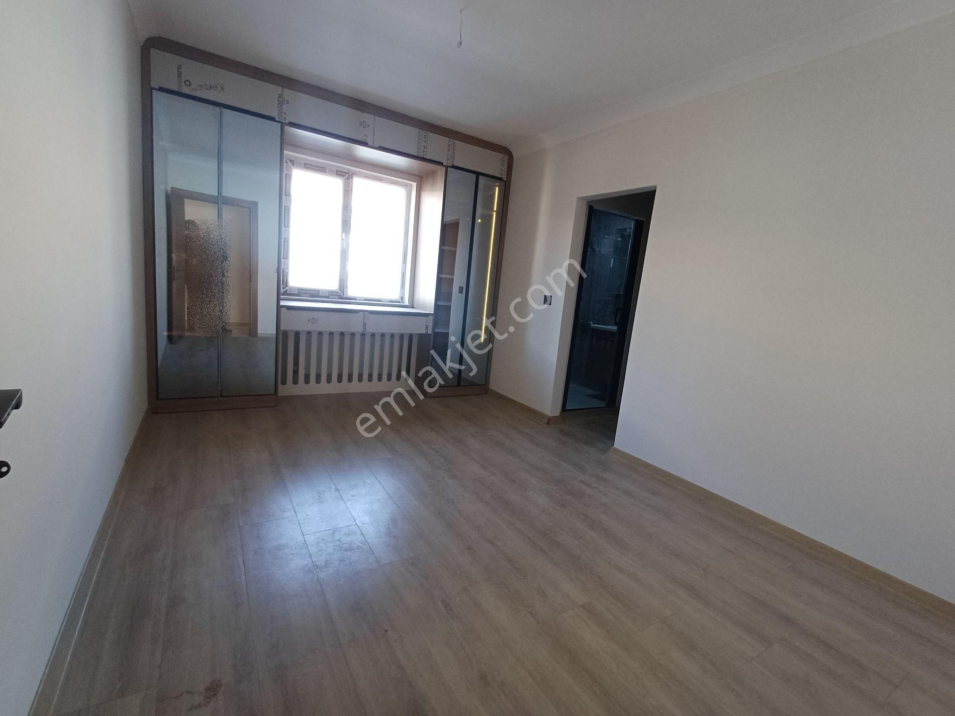 Yenikent Menderes Mahallesinde 3+1 Giyinme Odalı Satılık Sıfır Daire - Görsel 16