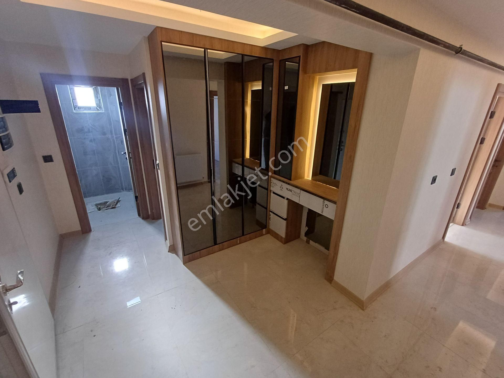 Yenikent Menderes Mahallesinde 3+1 Giyinme Odalı Satılık Sıfır Daire - Görsel 25