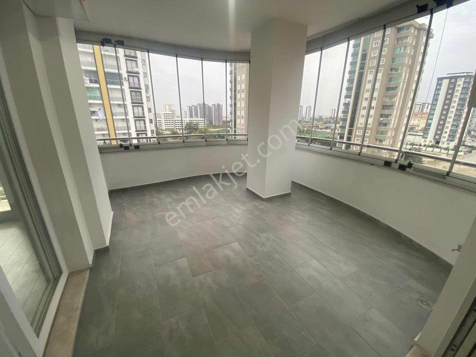 Gürselpaşa Merkezinde Havuzlu Site İçerisinde 3+1 Km. - Görsel 2