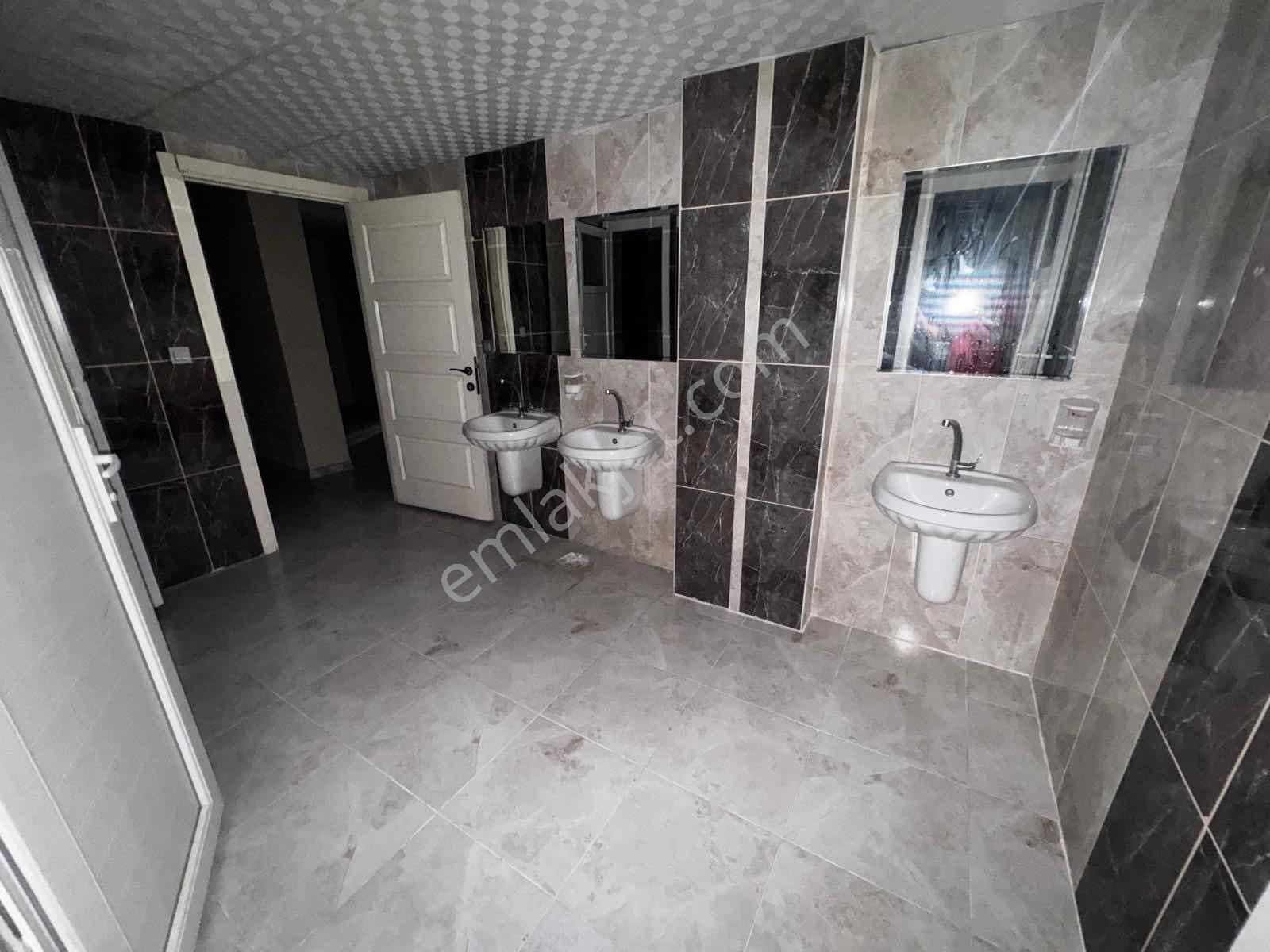 Çarşı Merkezde İbis Otel Arkası Kiralık İşyeri - Görsel 23