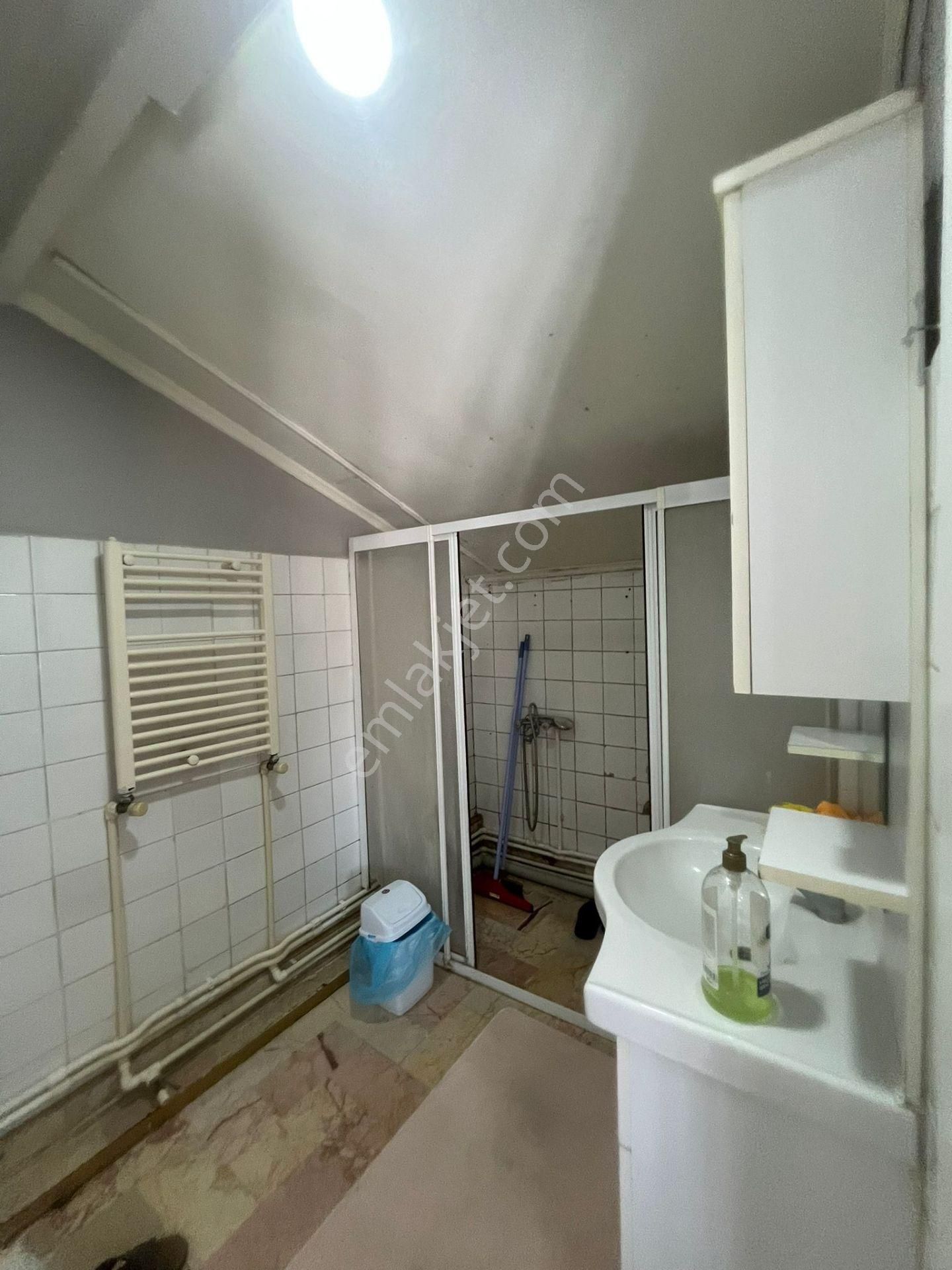 Müslüm Emlaktan Ambarlı'da Kiralık 1+1 Teras Kat Daire - Görsel 9