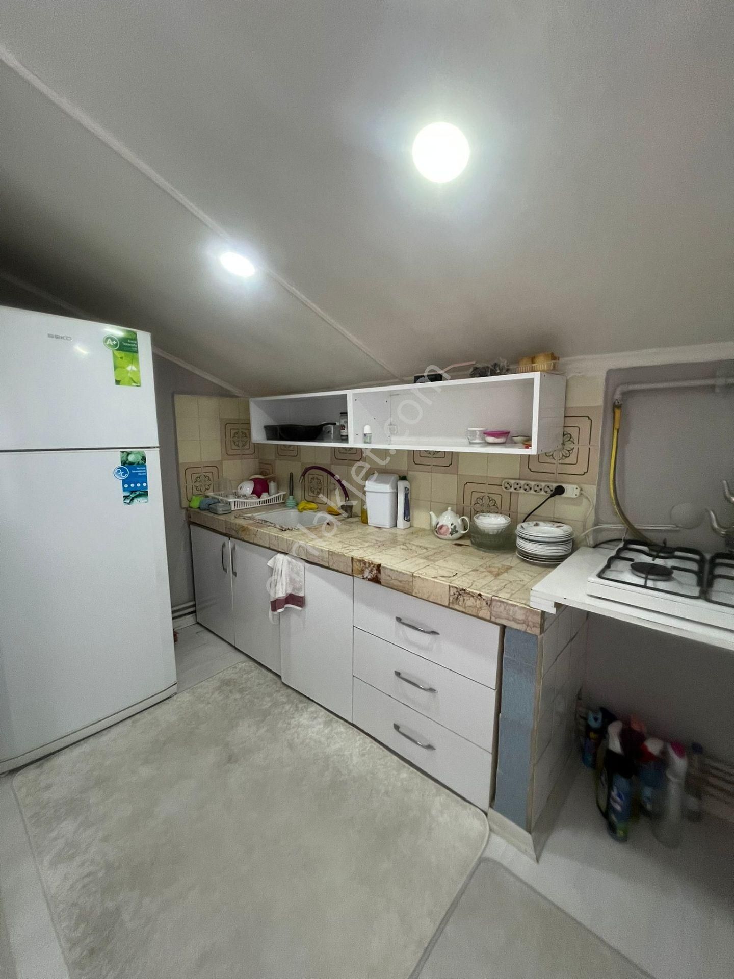 Müslüm Emlaktan Ambarlı'da Kiralık 1+1 Teras Kat Daire - Görsel 10