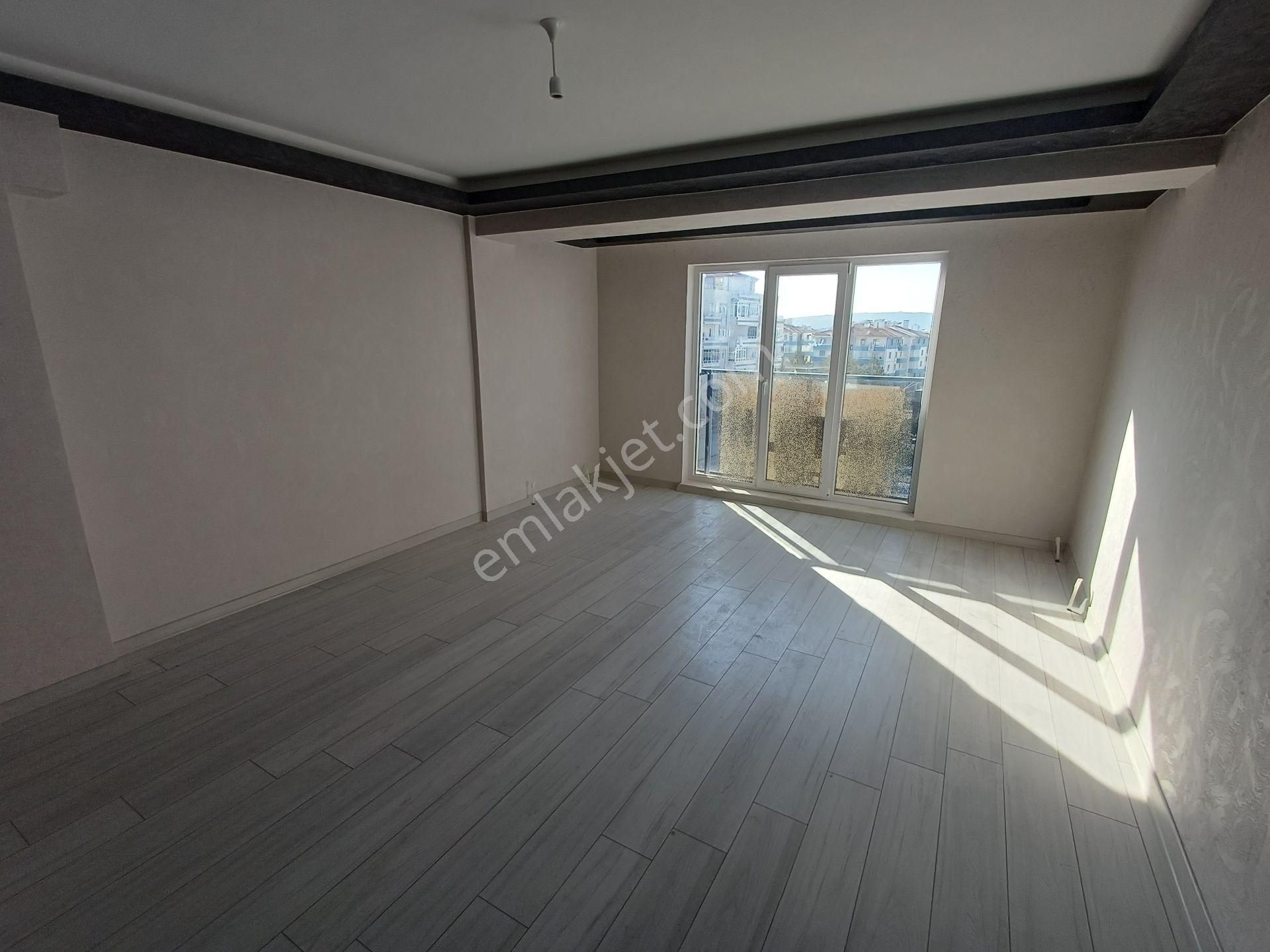 Yenikent 29 Ekim Mahallesinde 3+1 Satılık Sıfır Daire - Görsel 7