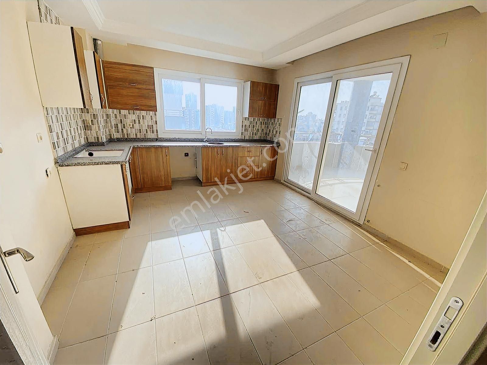 Pınar Mahallesinin En Gözde Bölgesinde 3+1 Kap.m.çift.b Kiralık