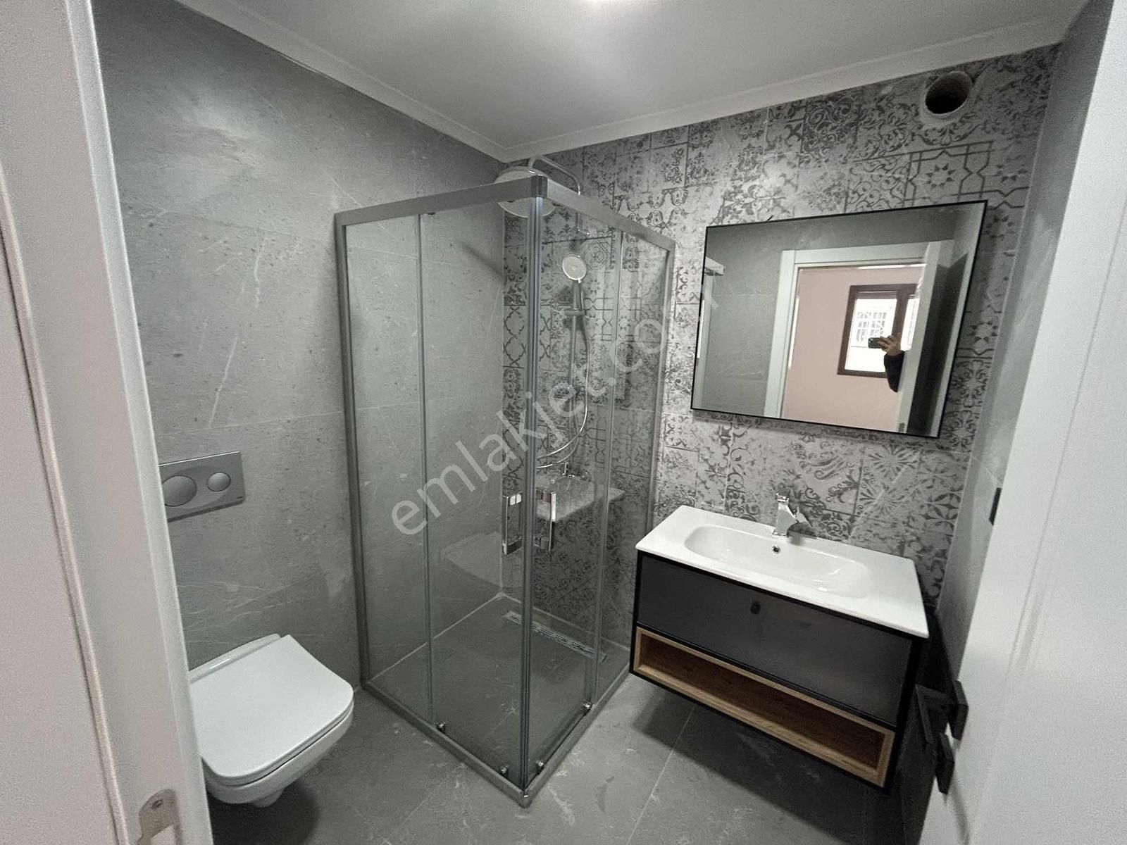 Onmax Kocacami'de Satılık 2+1 Ebeveyn Banyolu Daire - Görsel 22