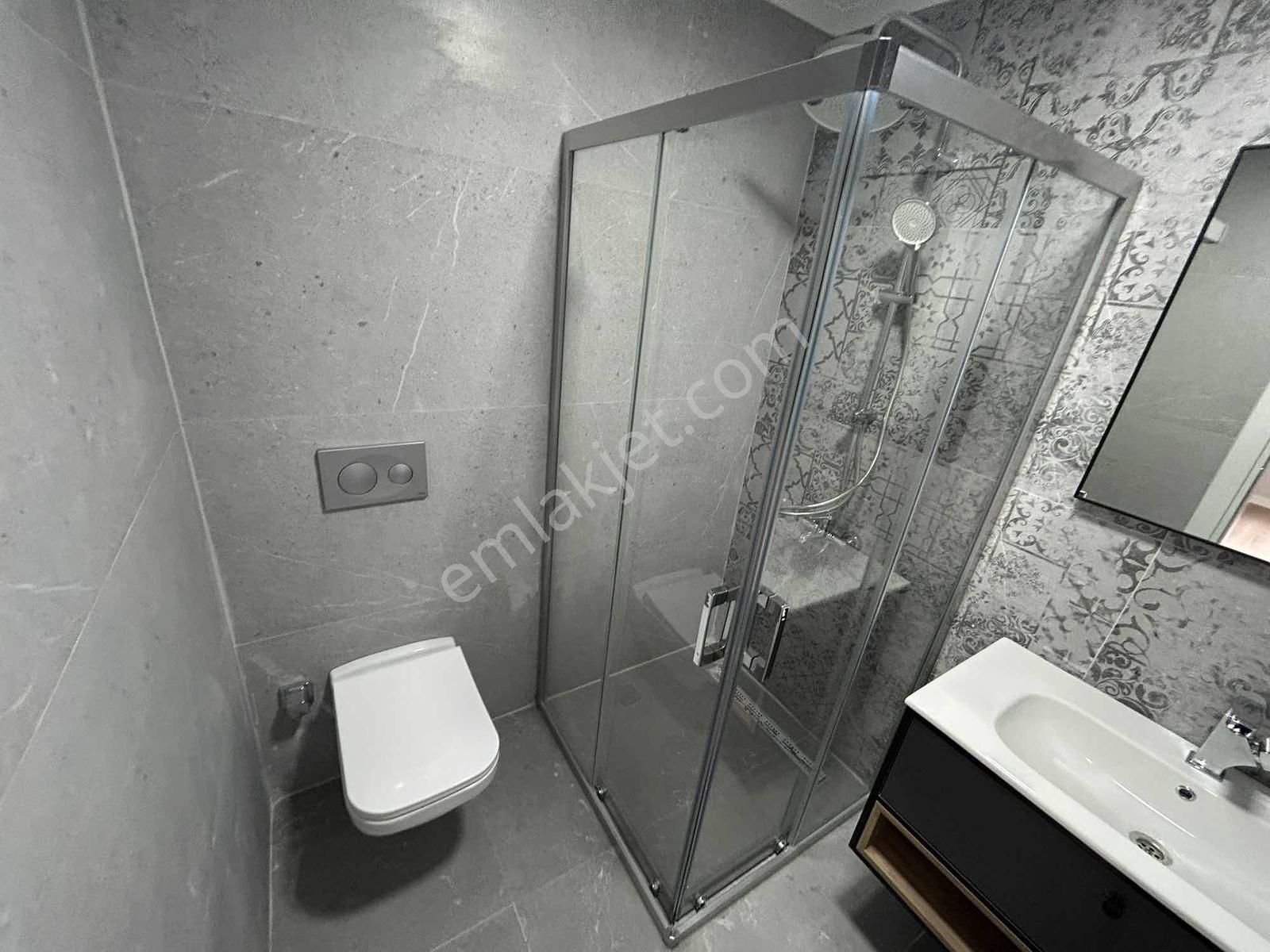 Onmax Kocacami'de Satılık 2+1 Ebeveyn Banyolu Daire - Görsel 3