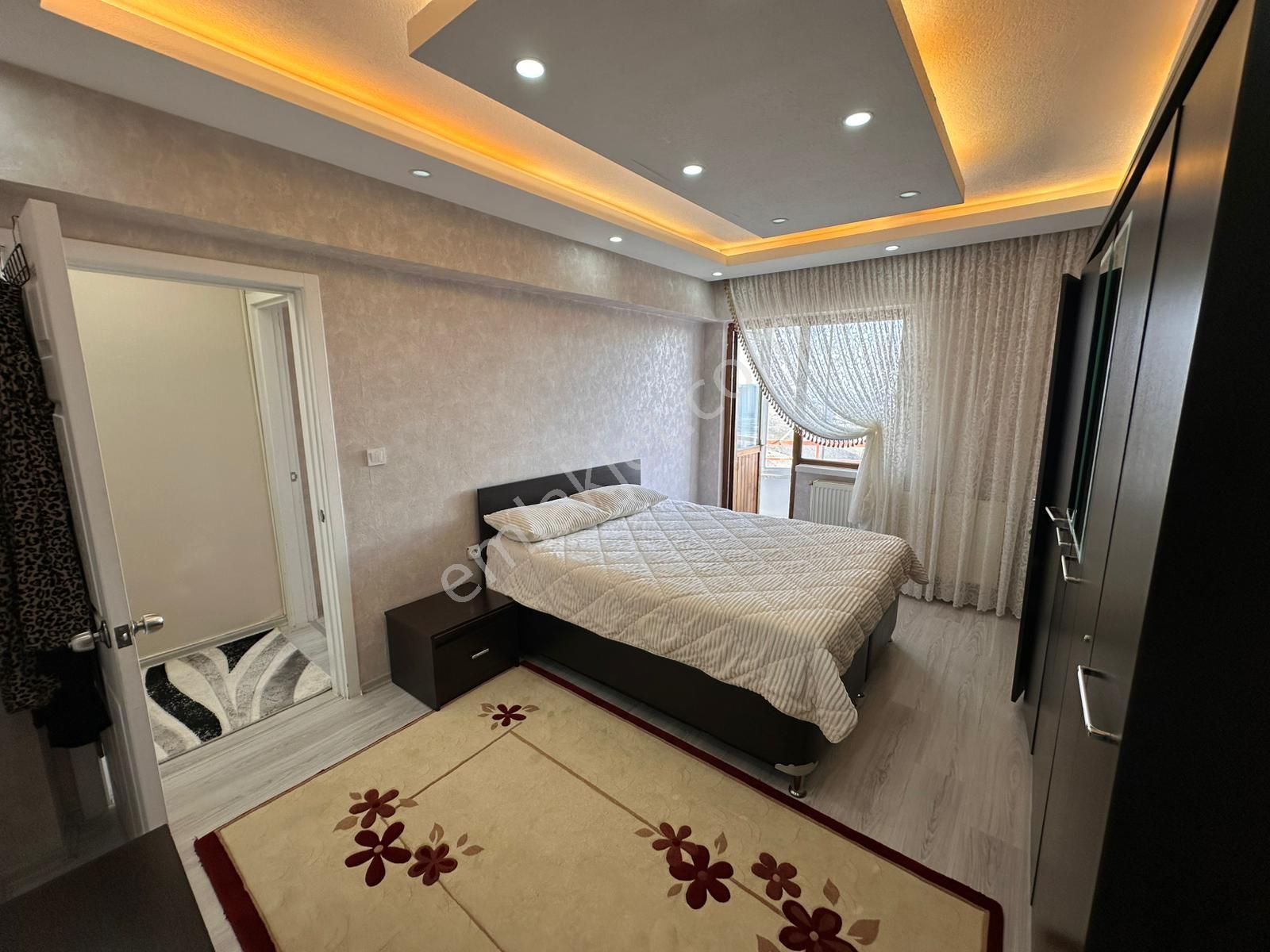 Baglum Sitede Lüx Yapılı Katta Asansörlü 3+1 - Görsel 17