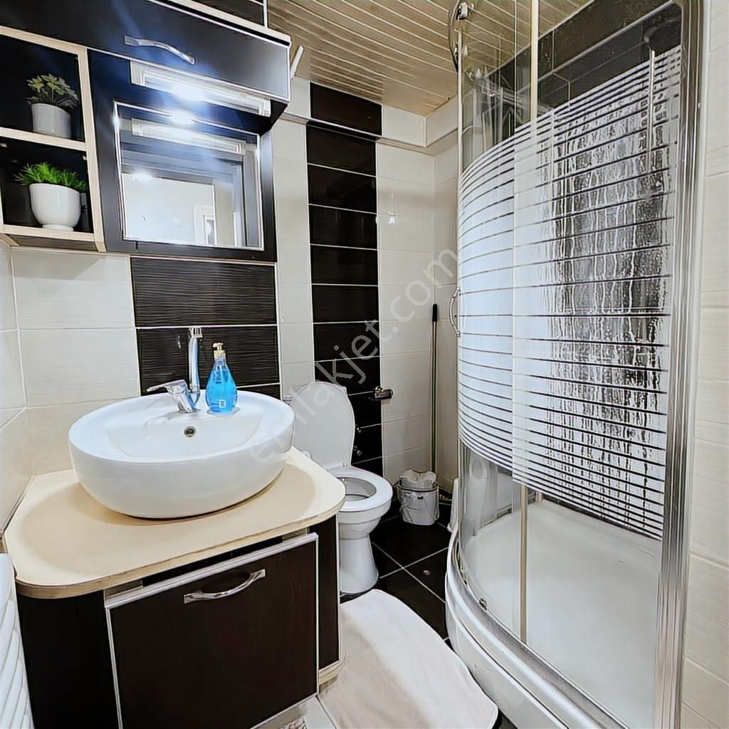 Nazilli Zafer Mahallesinde Satılık 2+1 Ayrı Mutfak Daire - Görsel 14