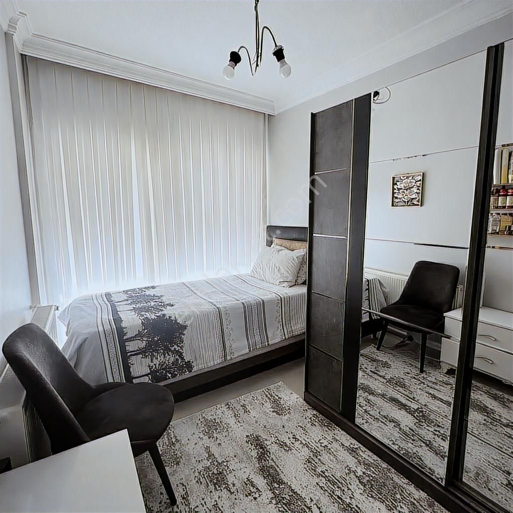 Nazilli Zafer Mahallesinde Satılık 2+1 Ayrı Mutfak Daire - Görsel 12