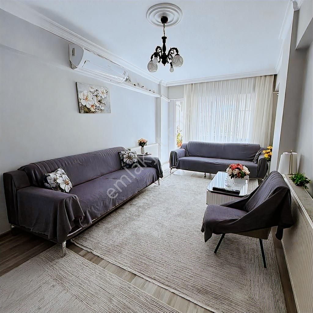 Nazilli Zafer Mahallesinde Satılık 2+1 Ayrı Mutfak Daire - Görsel 2