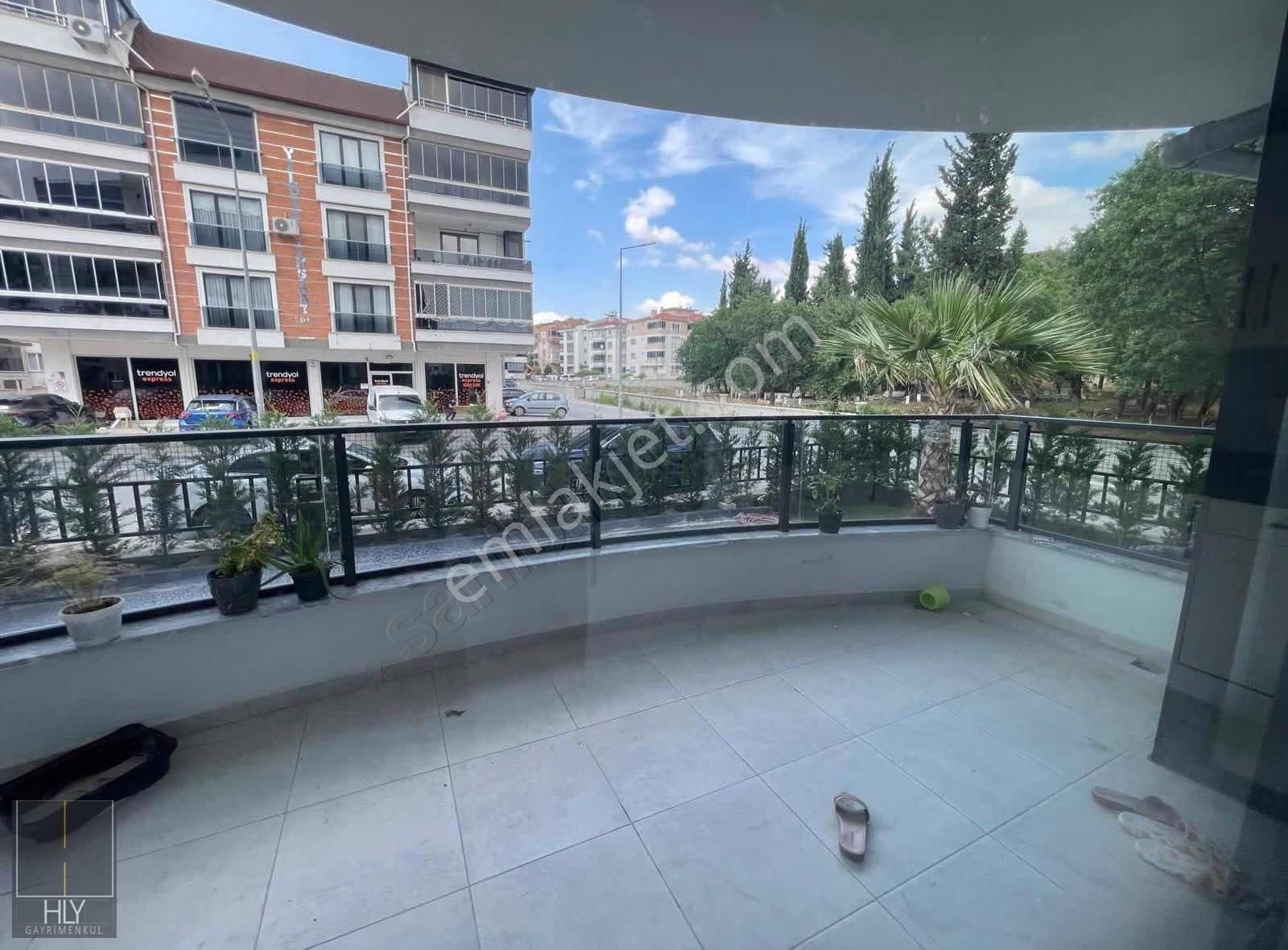 Hly'den Bahçelievler Mh. Lüx Site İçerisinde 2+1 Satılık Daire - Görsel 8