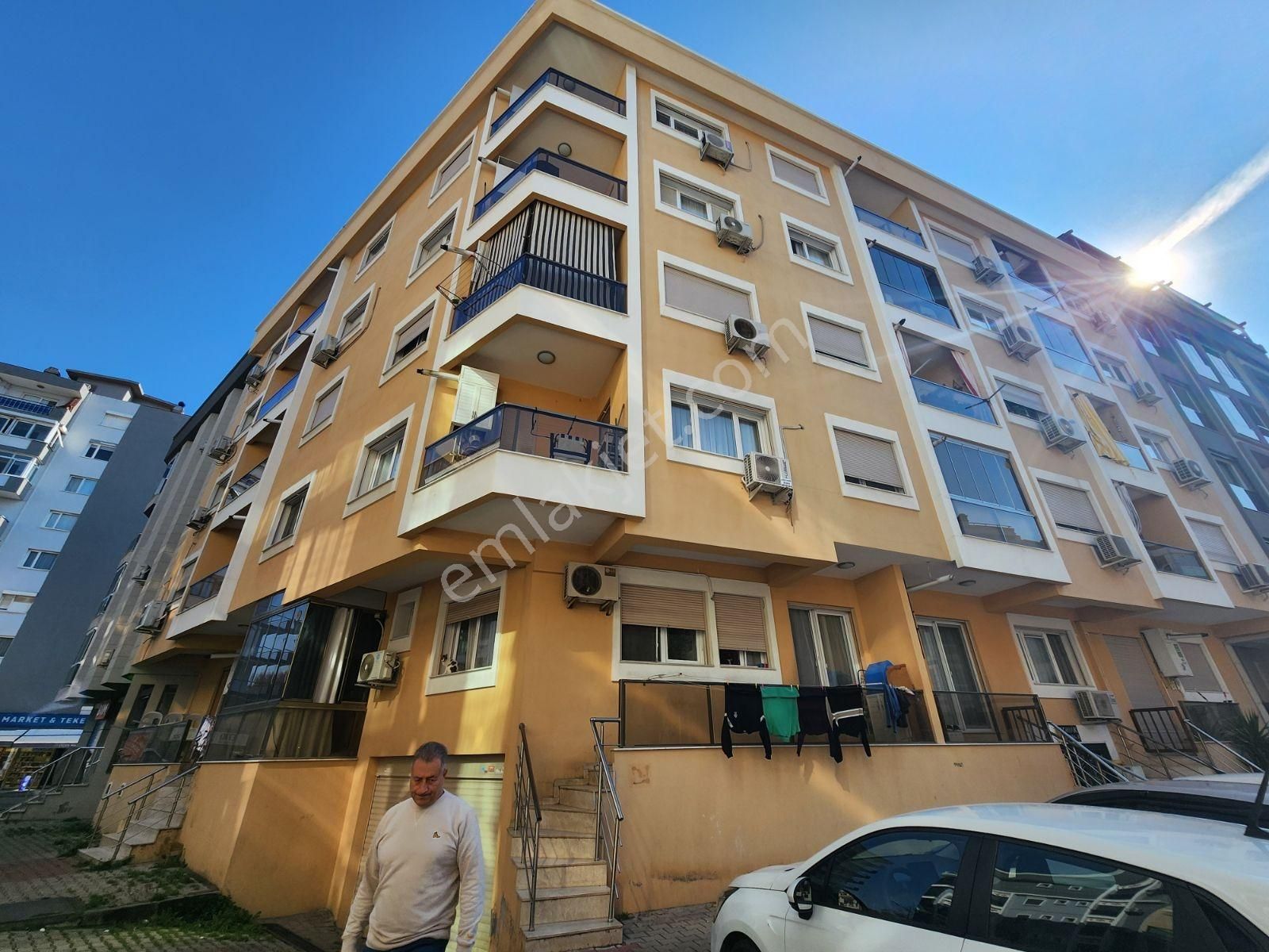 Fikri Altay Mahallesinde Merkezi Konumda Satılık 2+1 Daire - Görsel 18