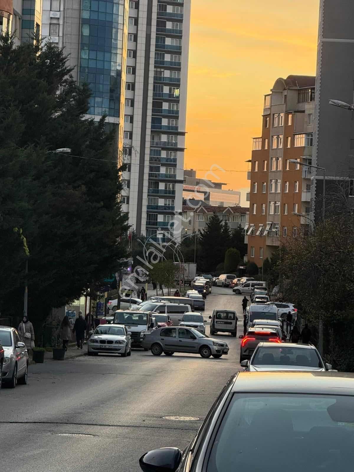 Başakşehir Onurkent 3+1 Son Kat Satılık Daire 135 M2 - Görsel 20