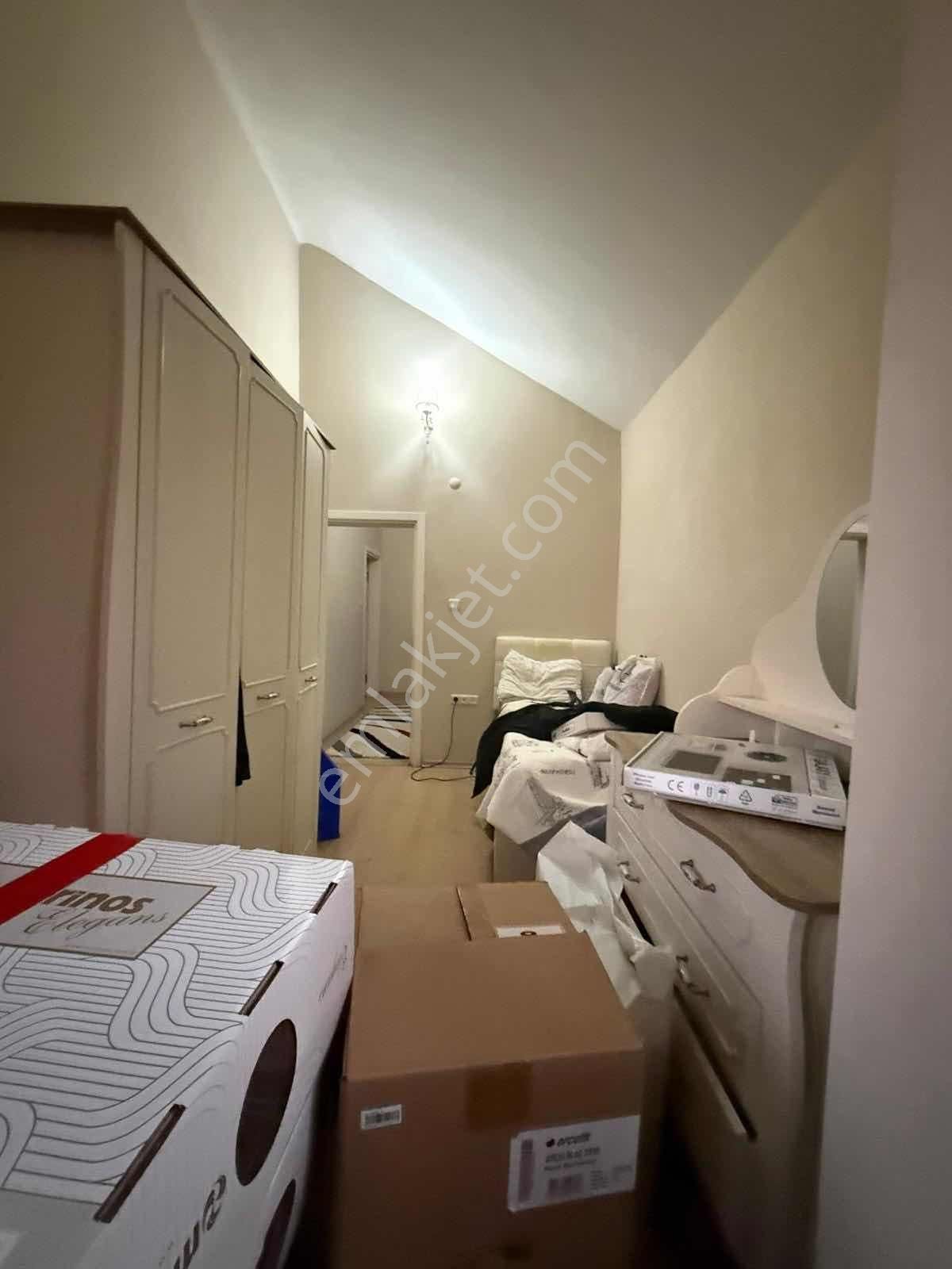 Başakşehir Onurkent 3+1 Son Kat Satılık Daire 135 M2 - Görsel 16