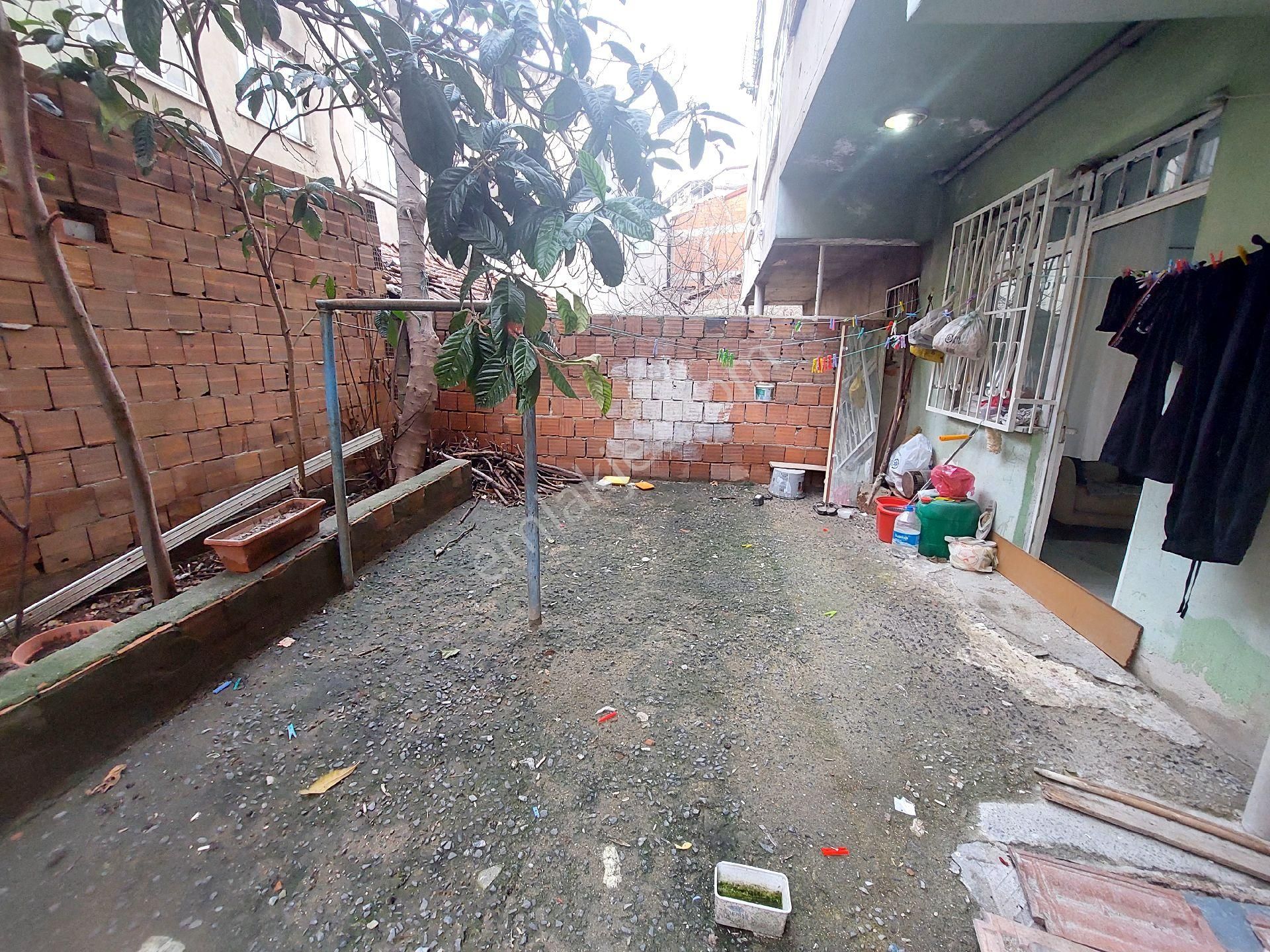 Gaziosmanpaşa Karayolları De Acil Satılık Toprak Tapulu Kot 2 Balkonlu 1+1 60 M2 - Görsel 13